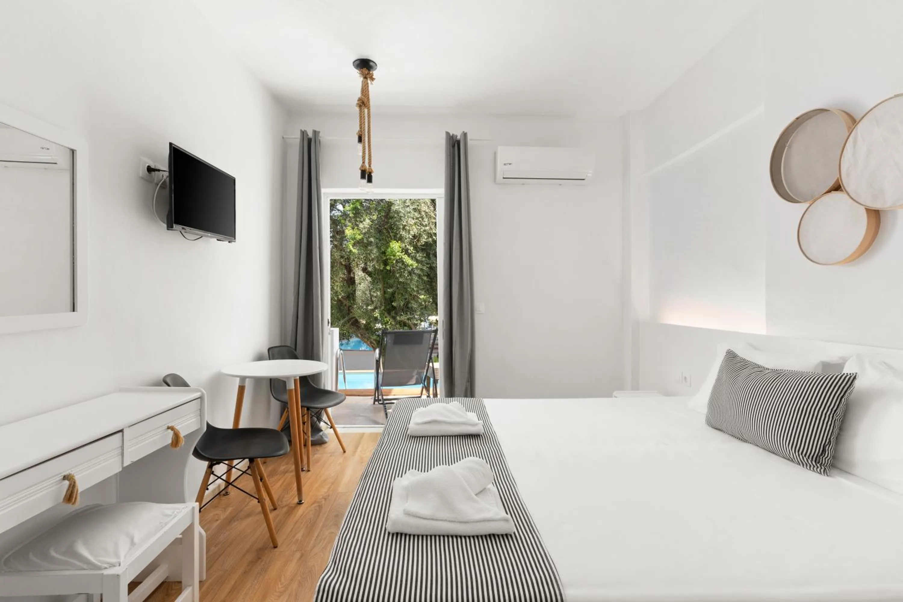 Bedroom, Bed in Mr and Mrs White Corfu Couples Retreat Adults Only