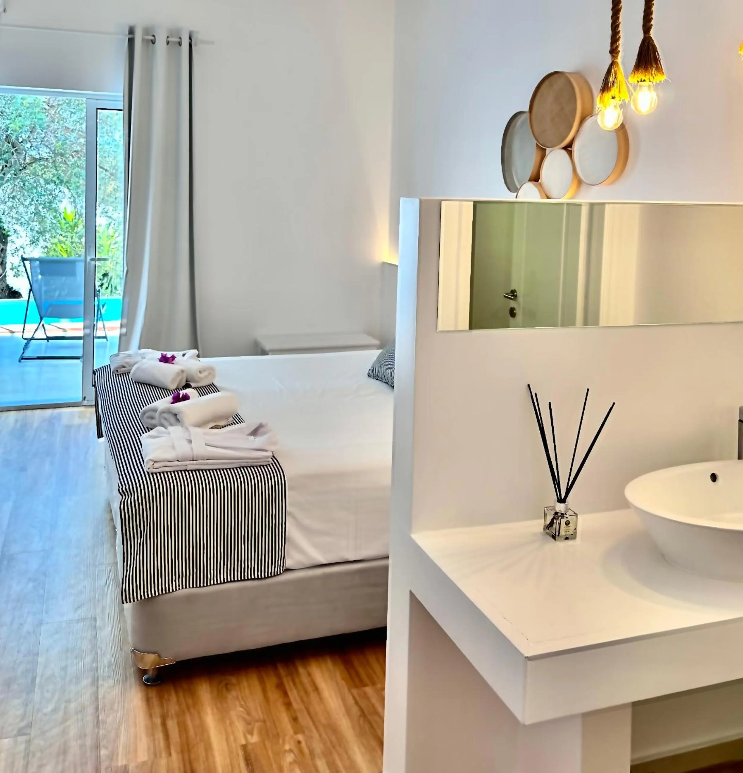 Bedroom, Bed in Mr and Mrs White Corfu Couples Retreat Adults Only