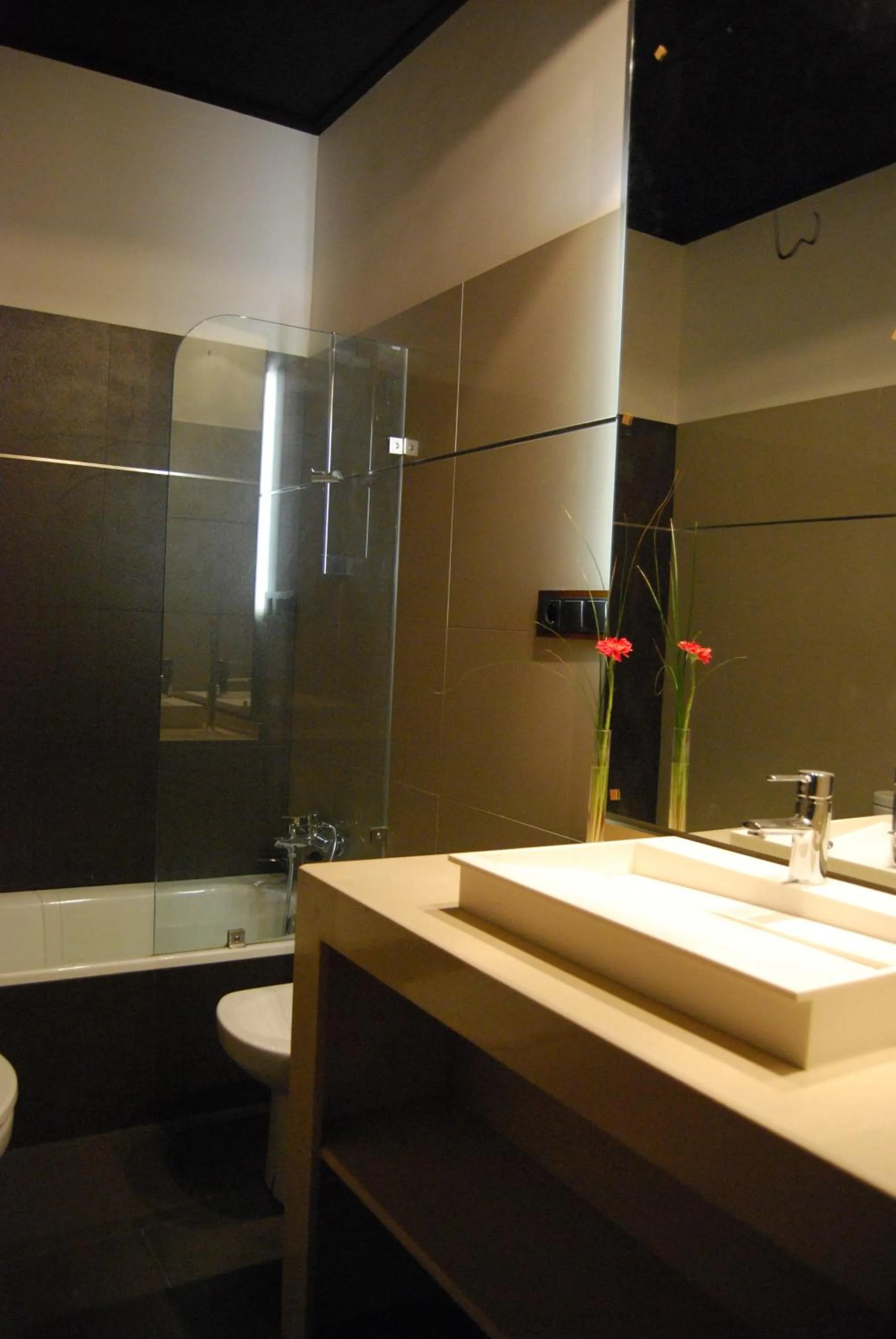 Bathroom in Hotel Villa De Setenil