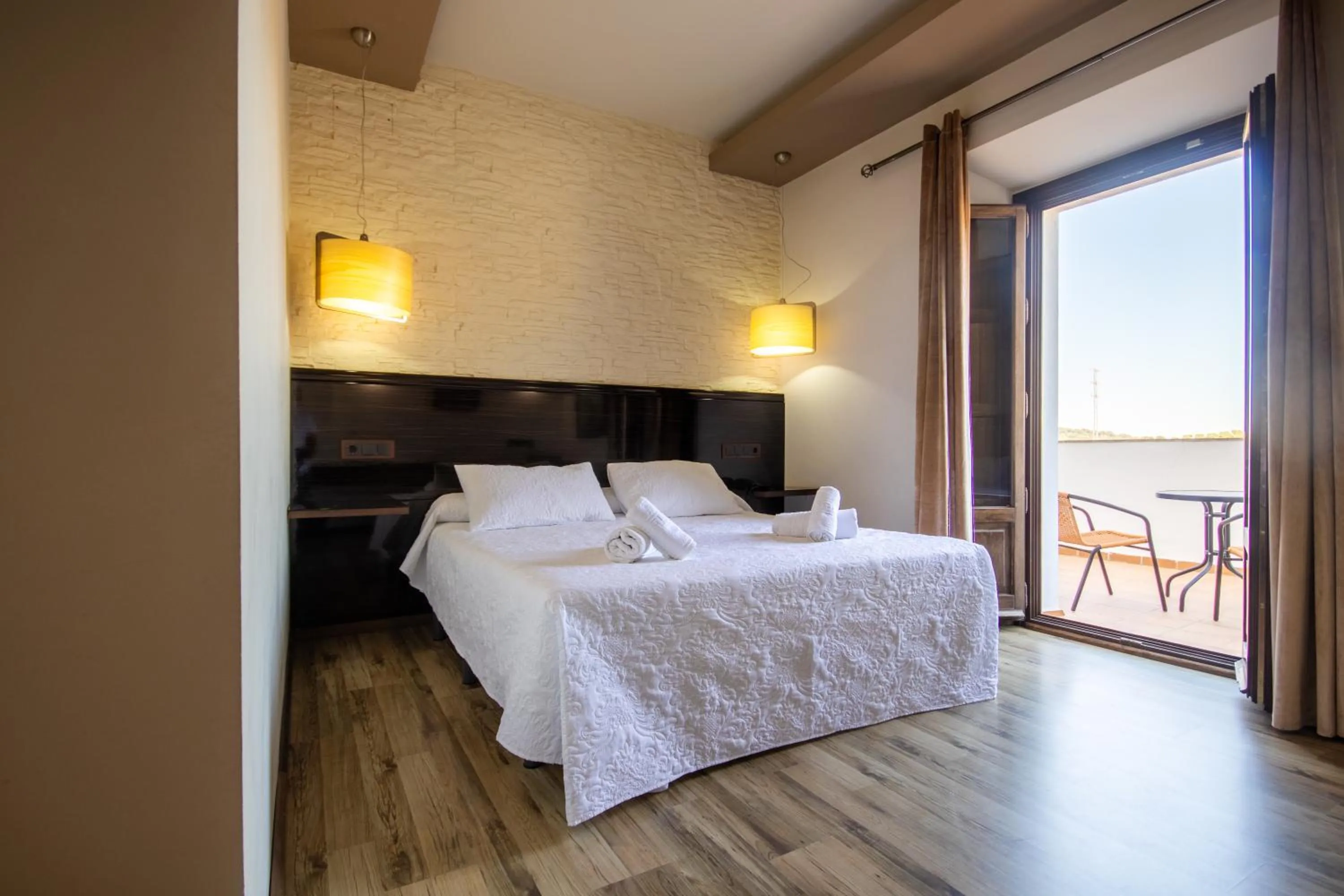 Bedroom, Bed in Hotel Villa De Setenil