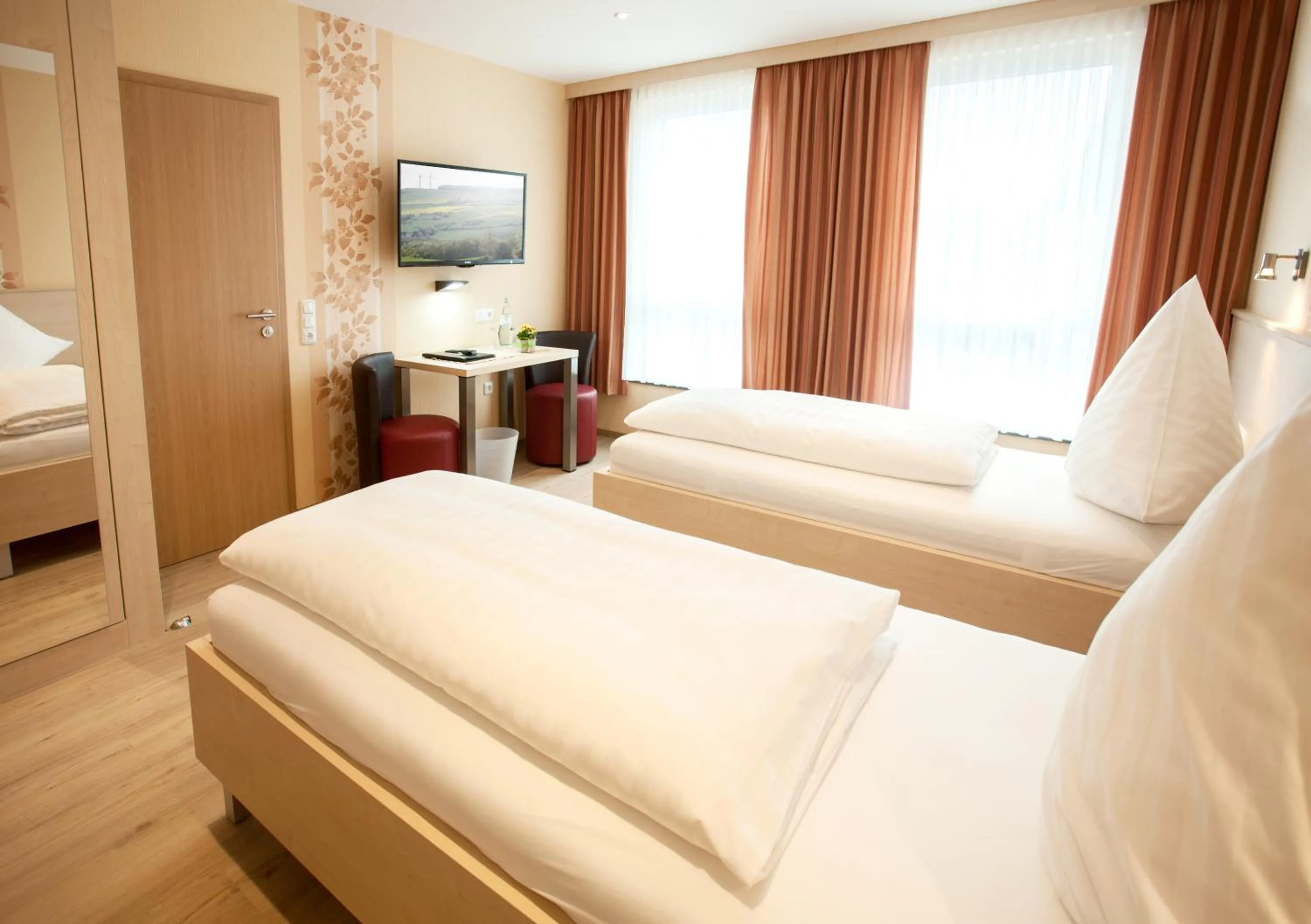 Photo of the whole room in Haus Hubertus