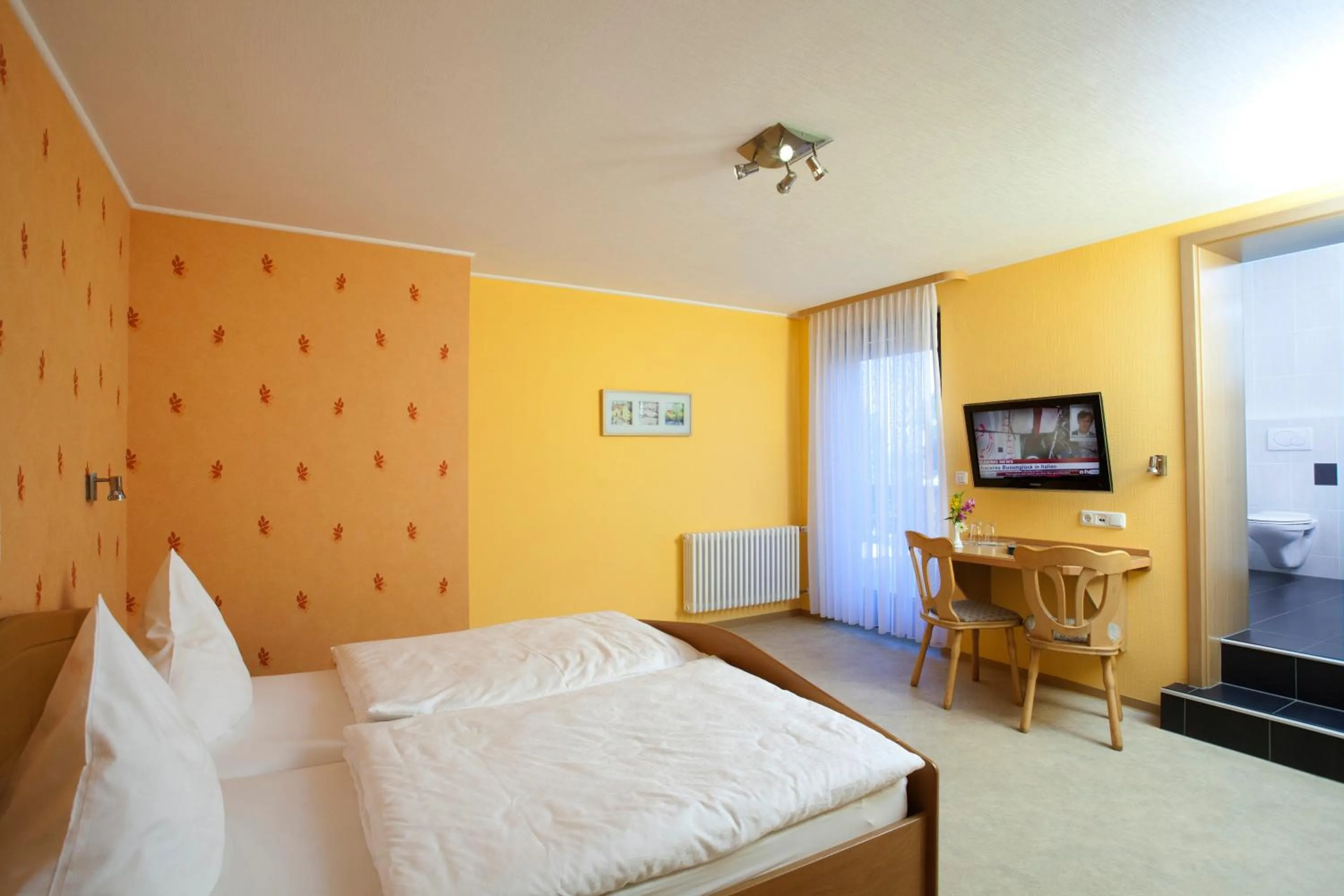 Photo of the whole room in Haus Hubertus