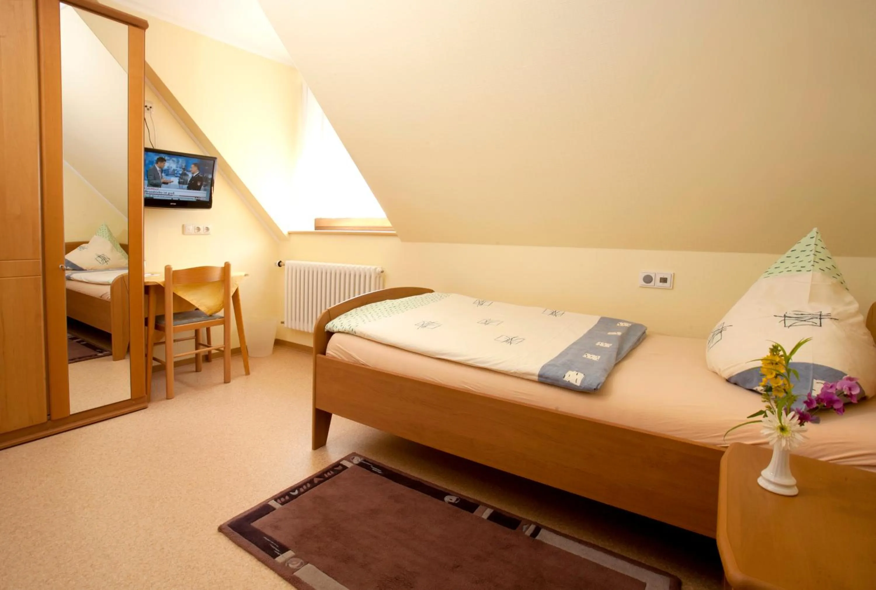 Photo of the whole room in Haus Hubertus