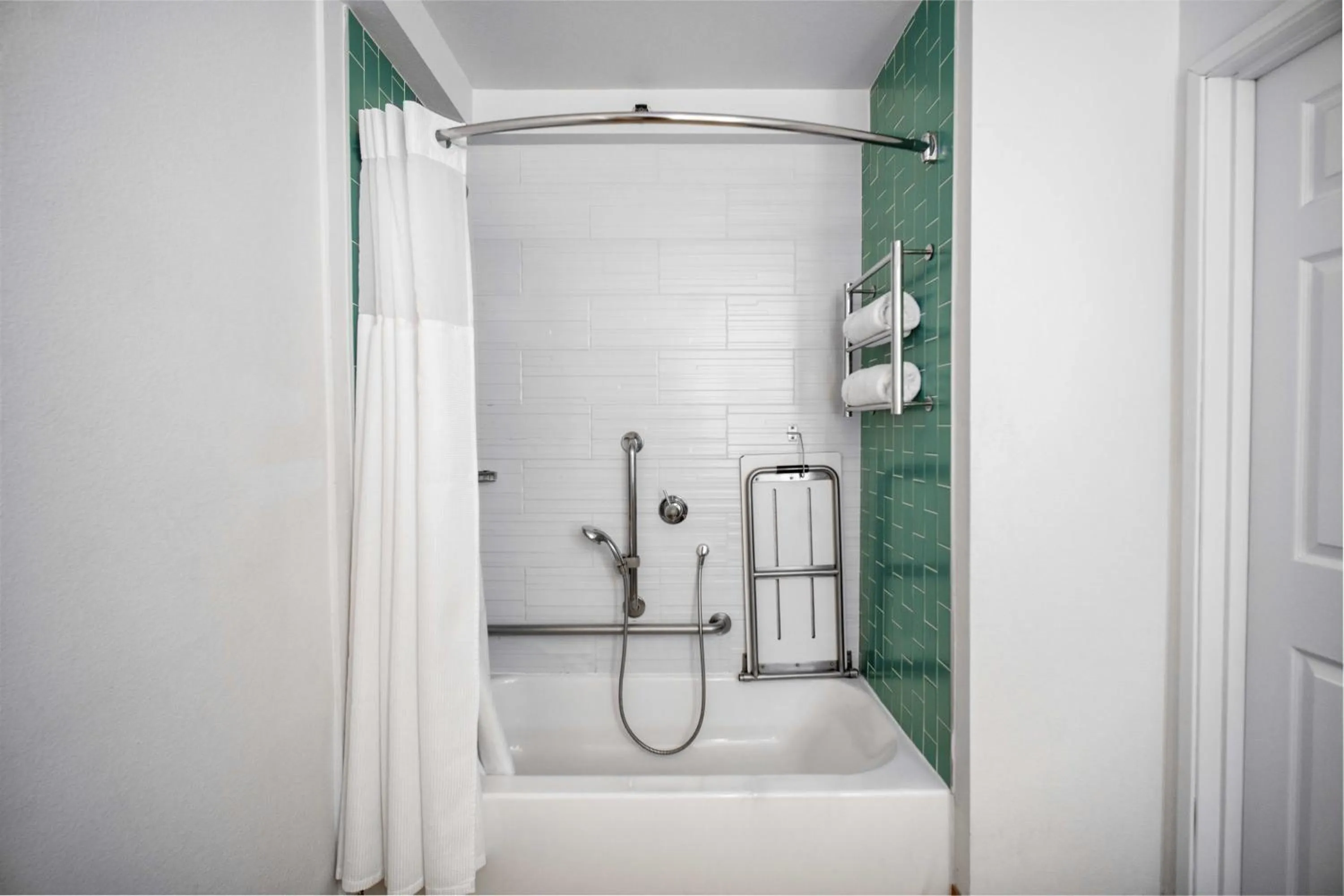 Bathroom in The Kinney - Venice Beach