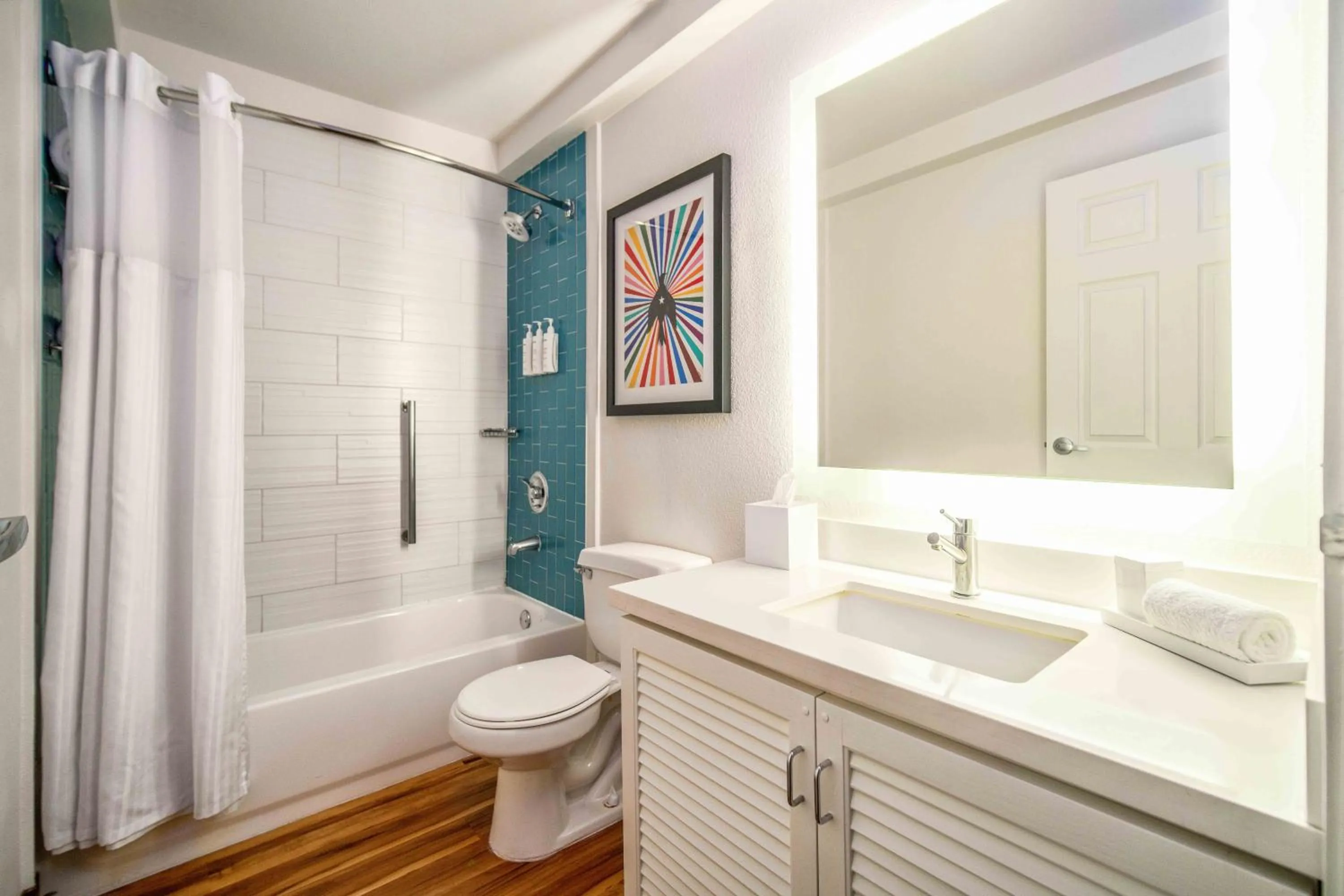 Bathroom in The Kinney - Venice Beach