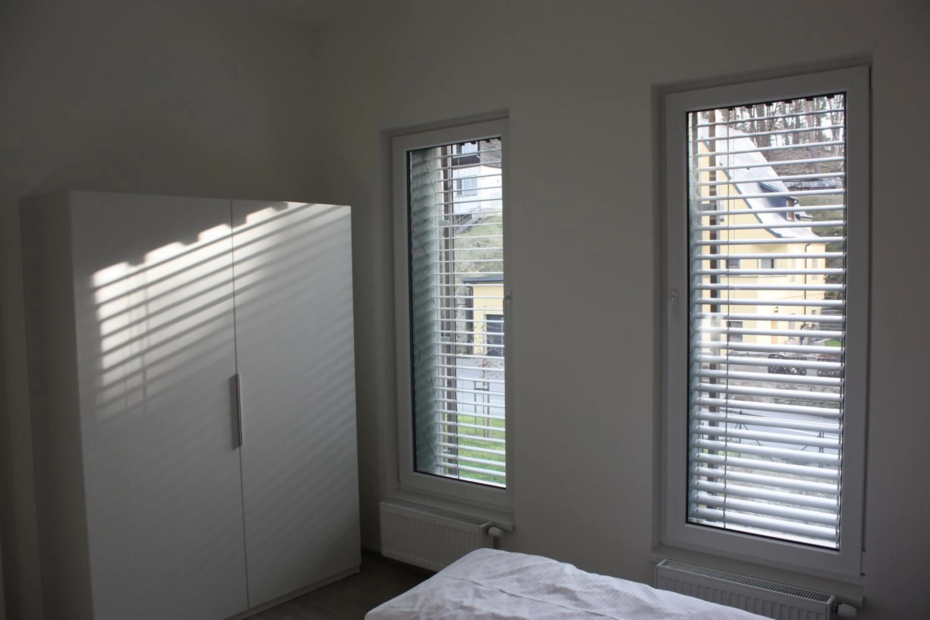 Bedroom, Bed in Lakepark Residence