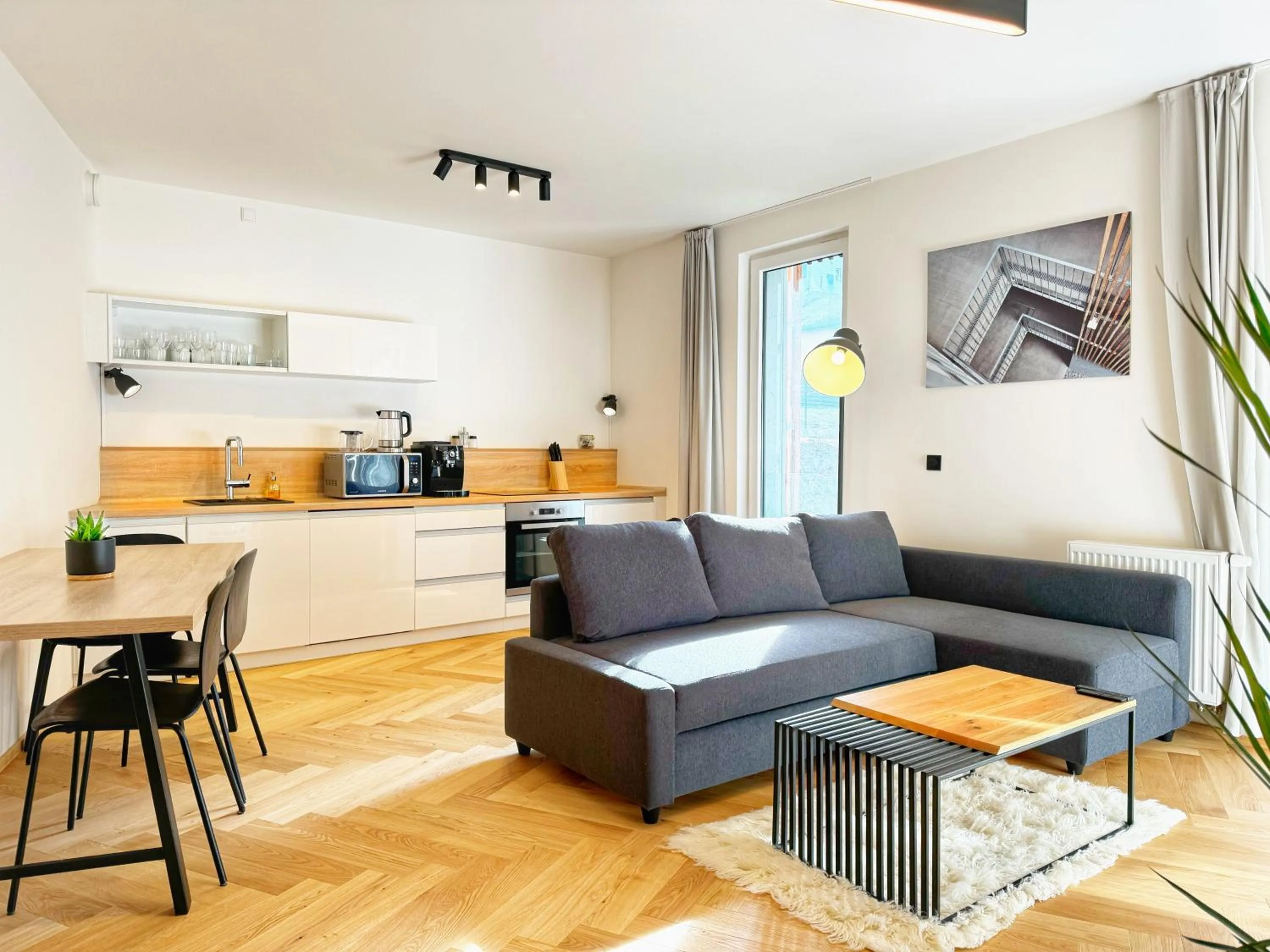 Living room in Lakepark Residence