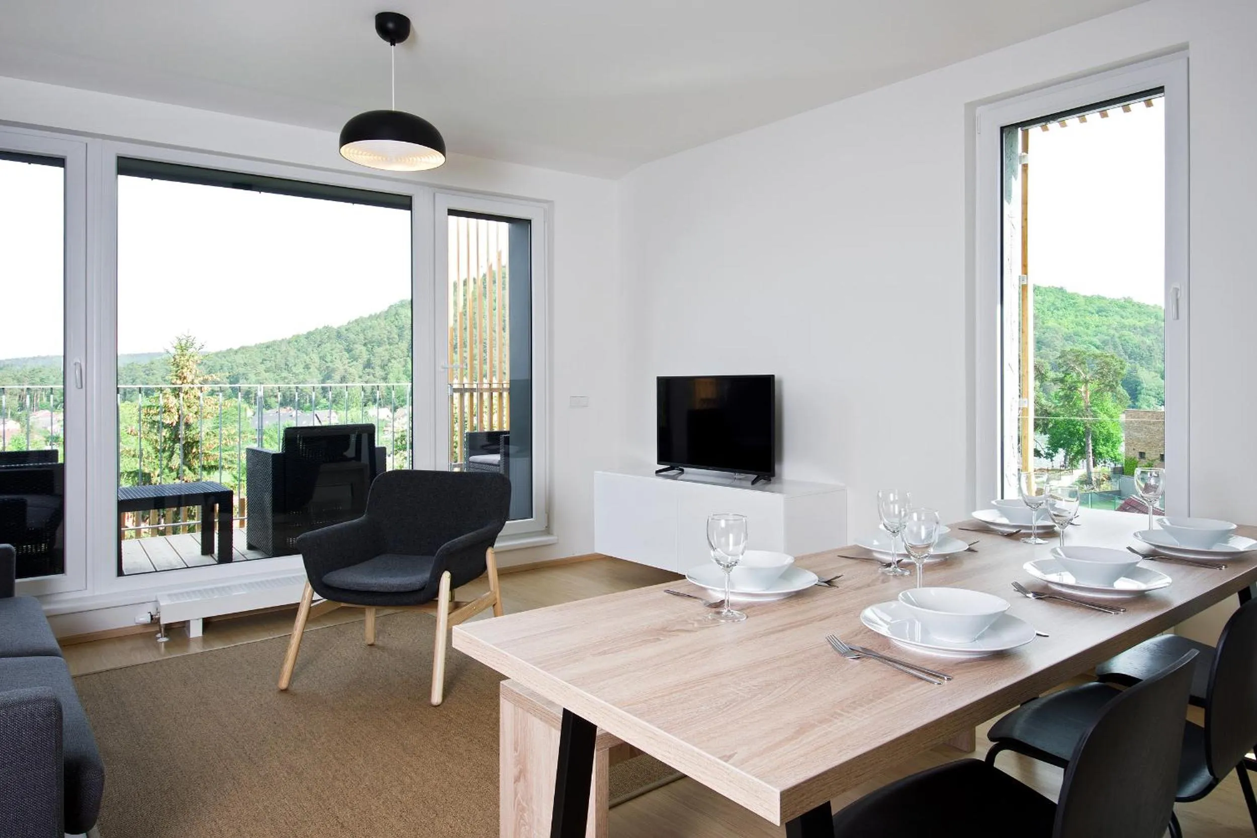 Living room in Lakepark Residence