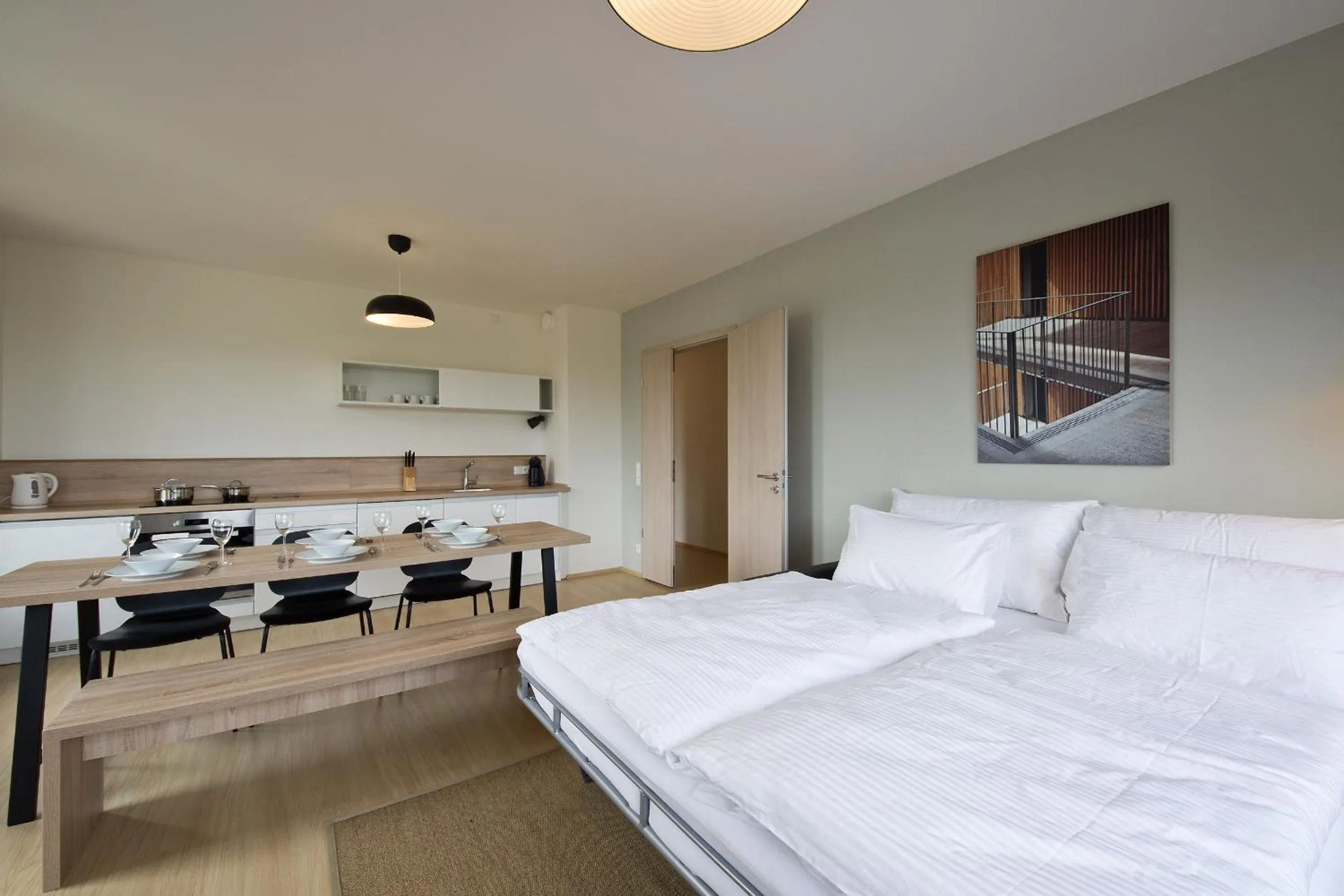 Photo of the whole room, Bed in Lakepark Residence