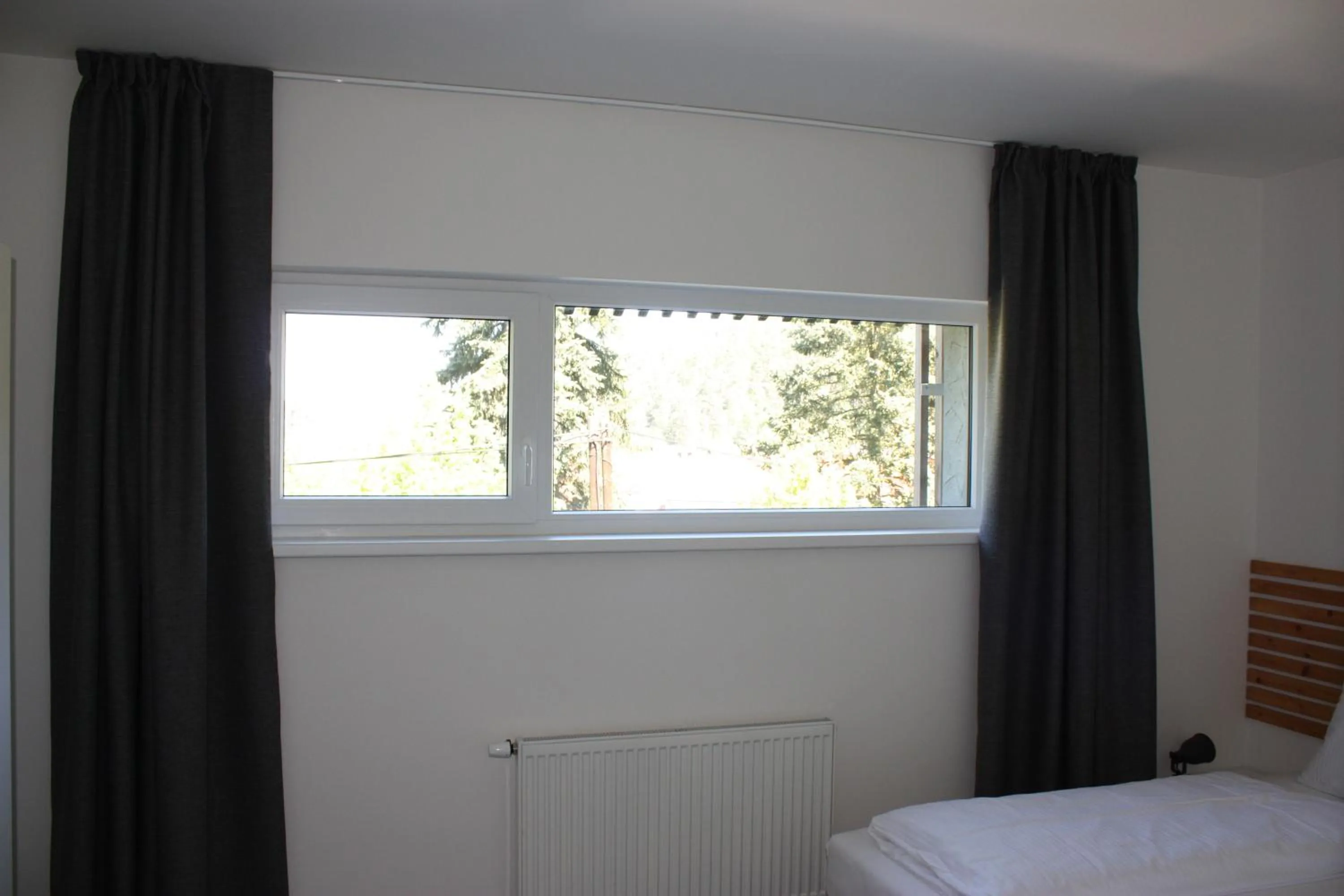 Bedroom, Bed in Lakepark Residence