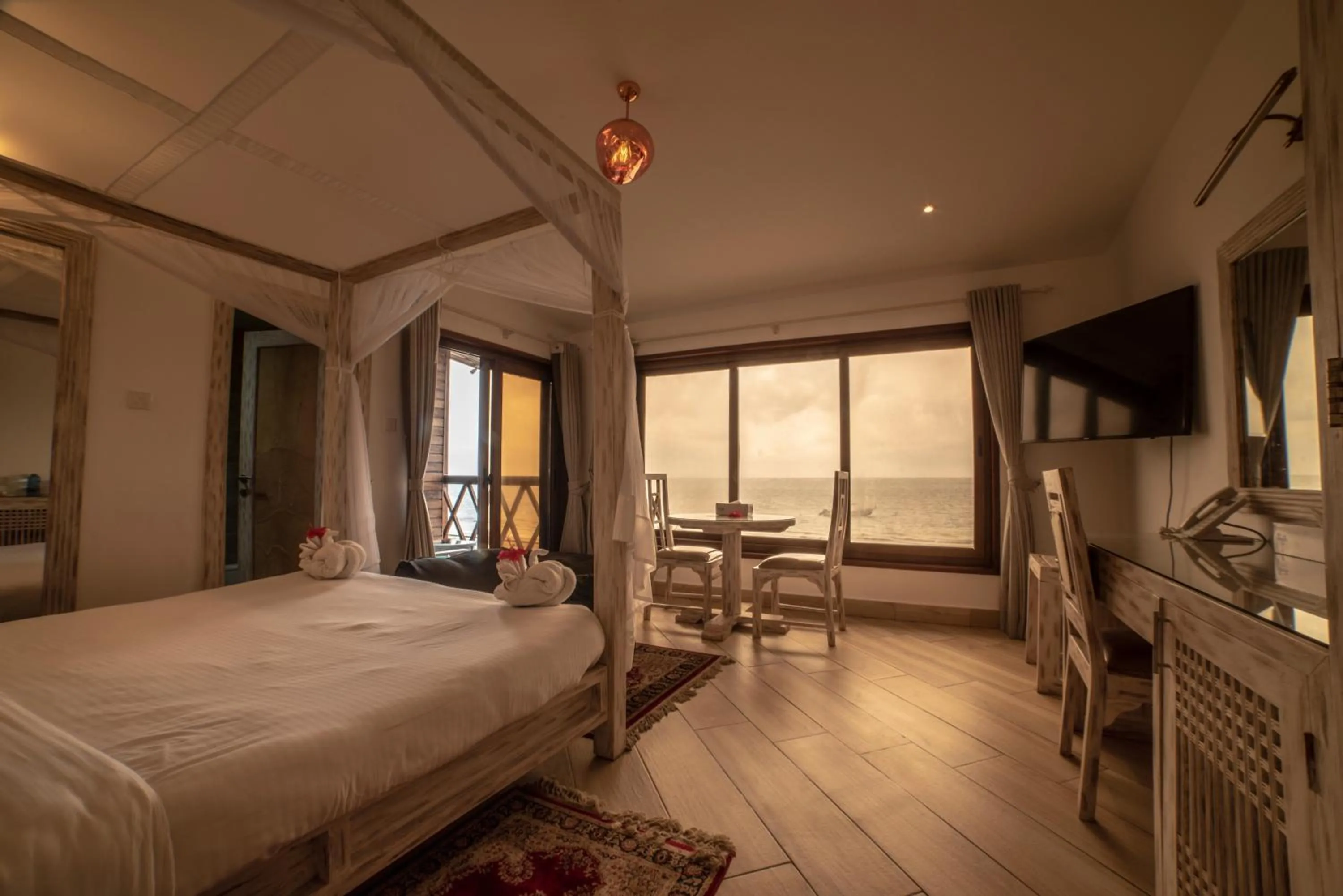Photo of the whole room, Bed in Jumeirah Beachfront
