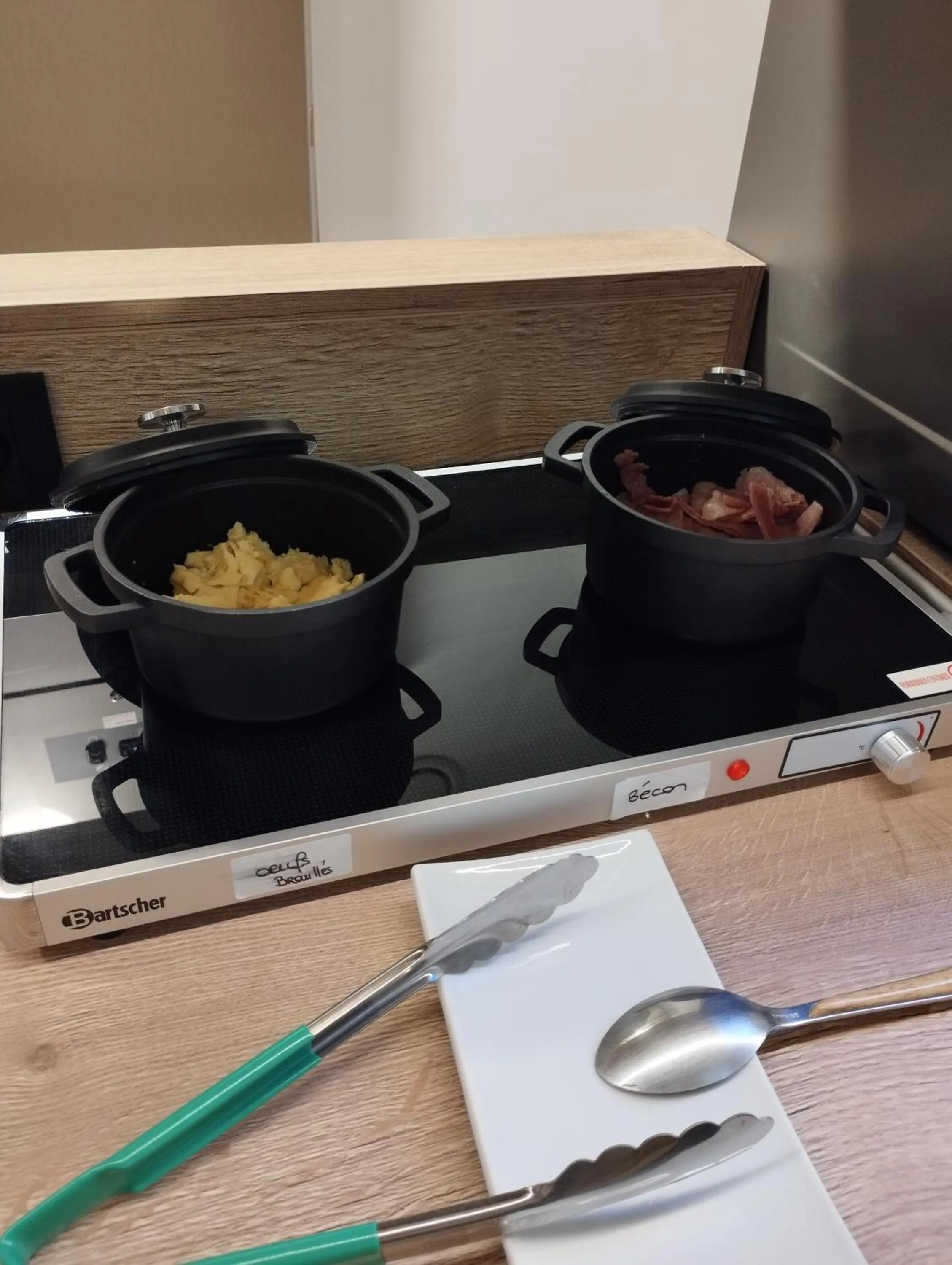 Breakfast in B&B HOTEL Agen Castelculier