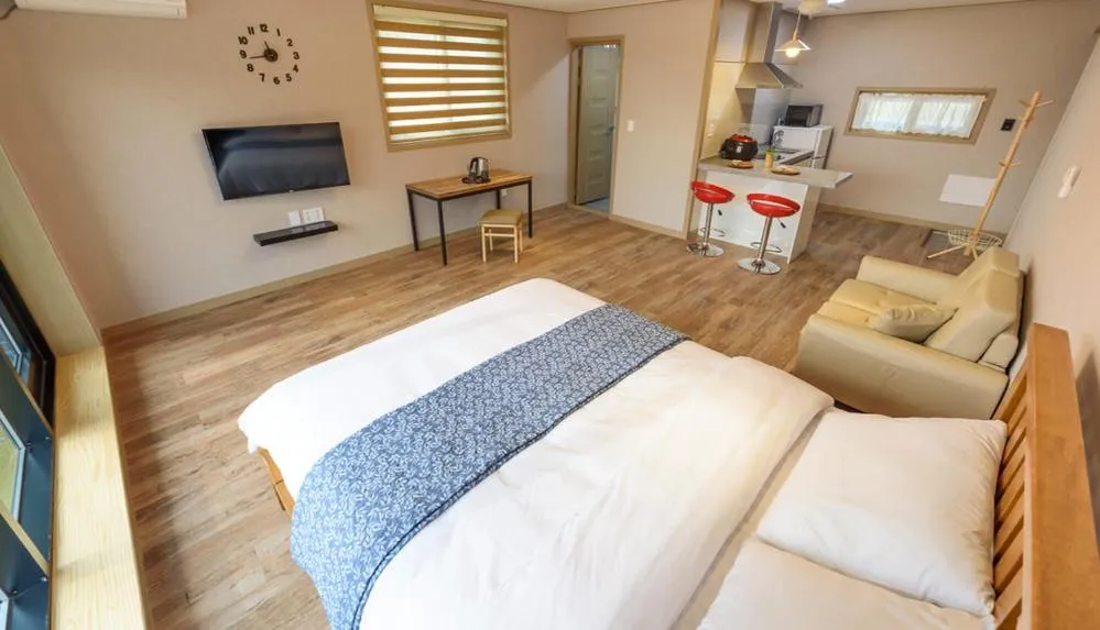 Bed in Gyeongpoen Pension