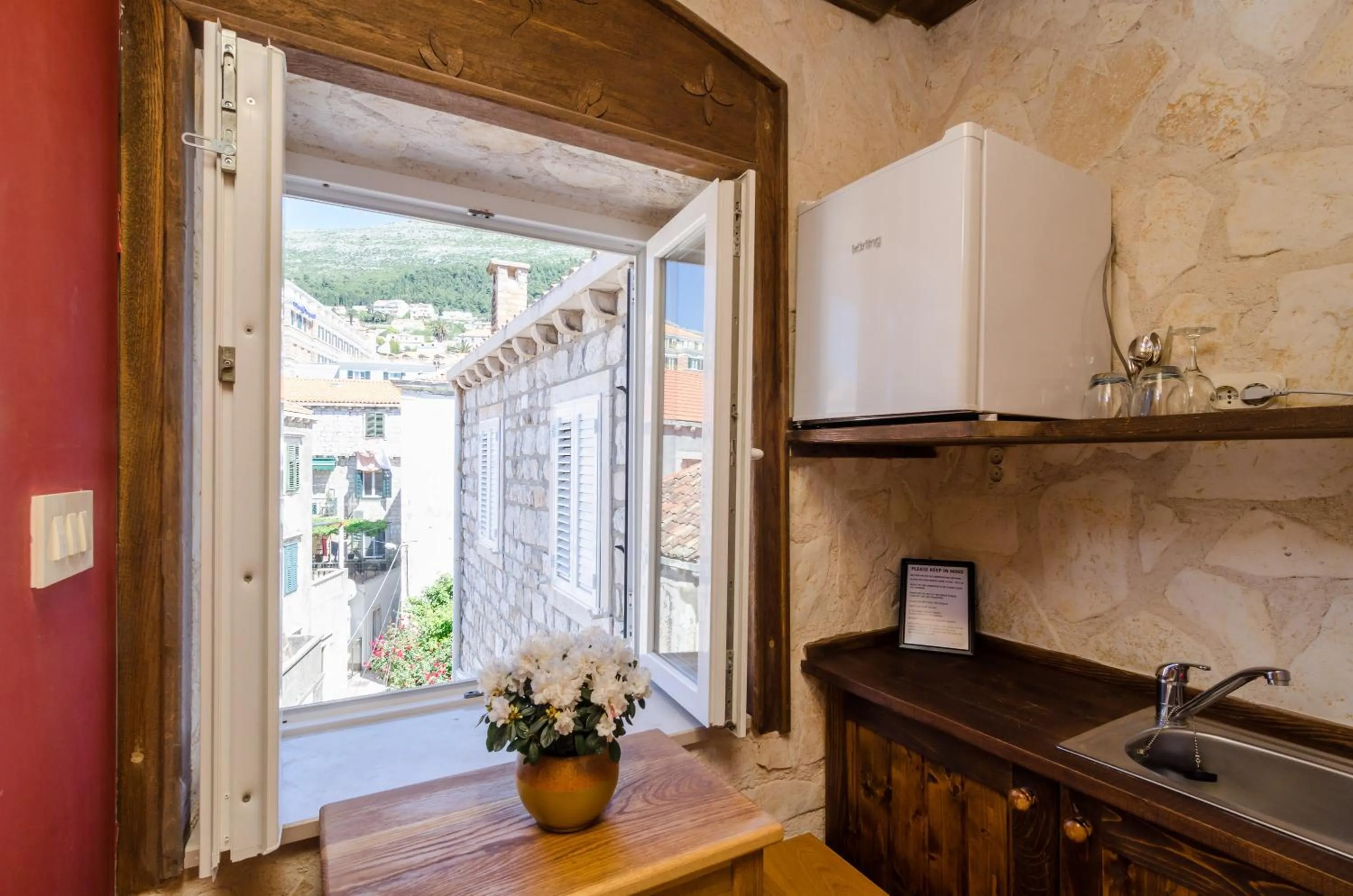 View (from property/room) in Eddie's Sea View Rooms Old Town