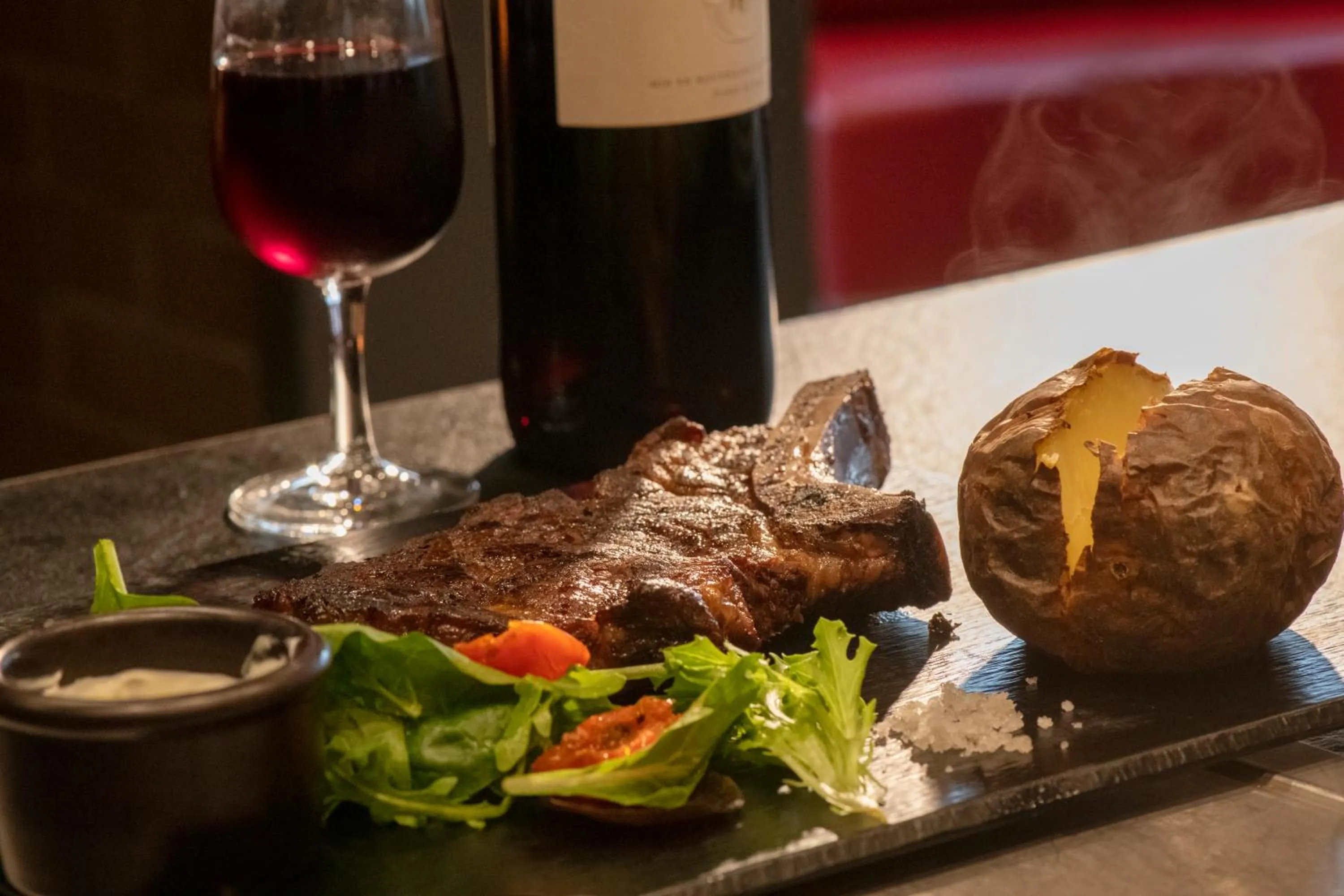 Restaurant/places to eat in ibis Pontorson Baie Du Mont Saint Michel