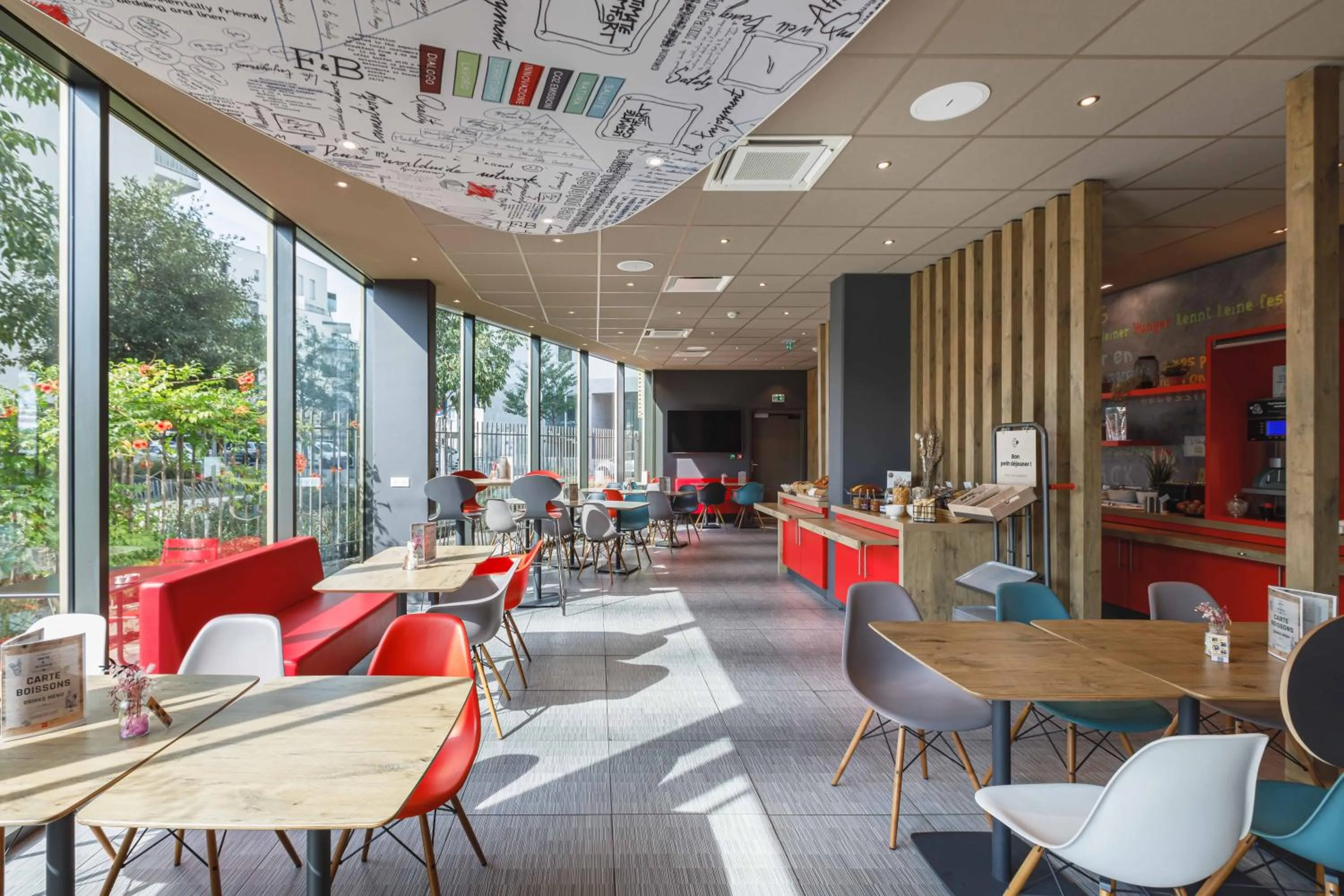 Breakfast in ibis Lyon Carre De Soie