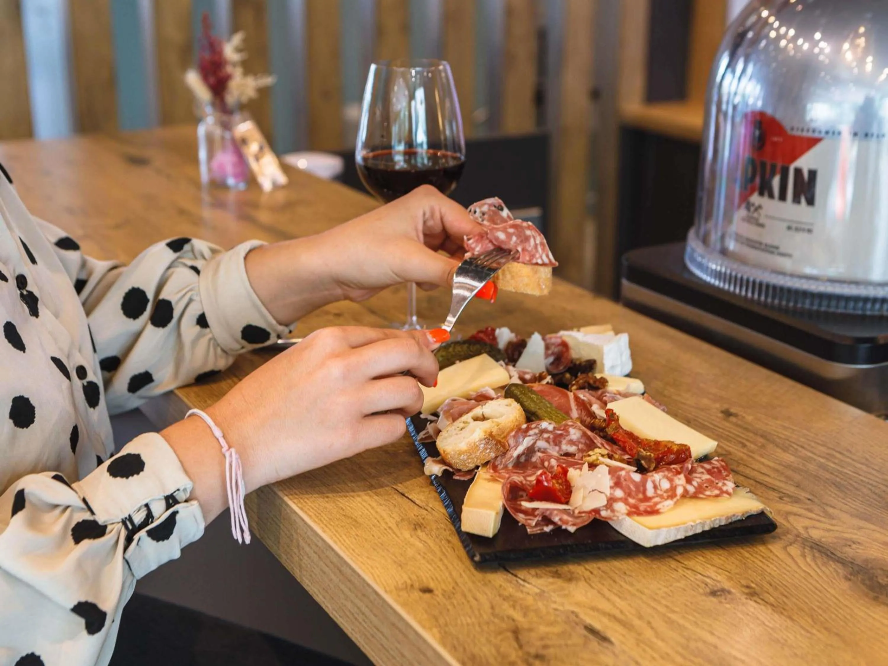 Lounge or bar in ibis Lyon Carre De Soie