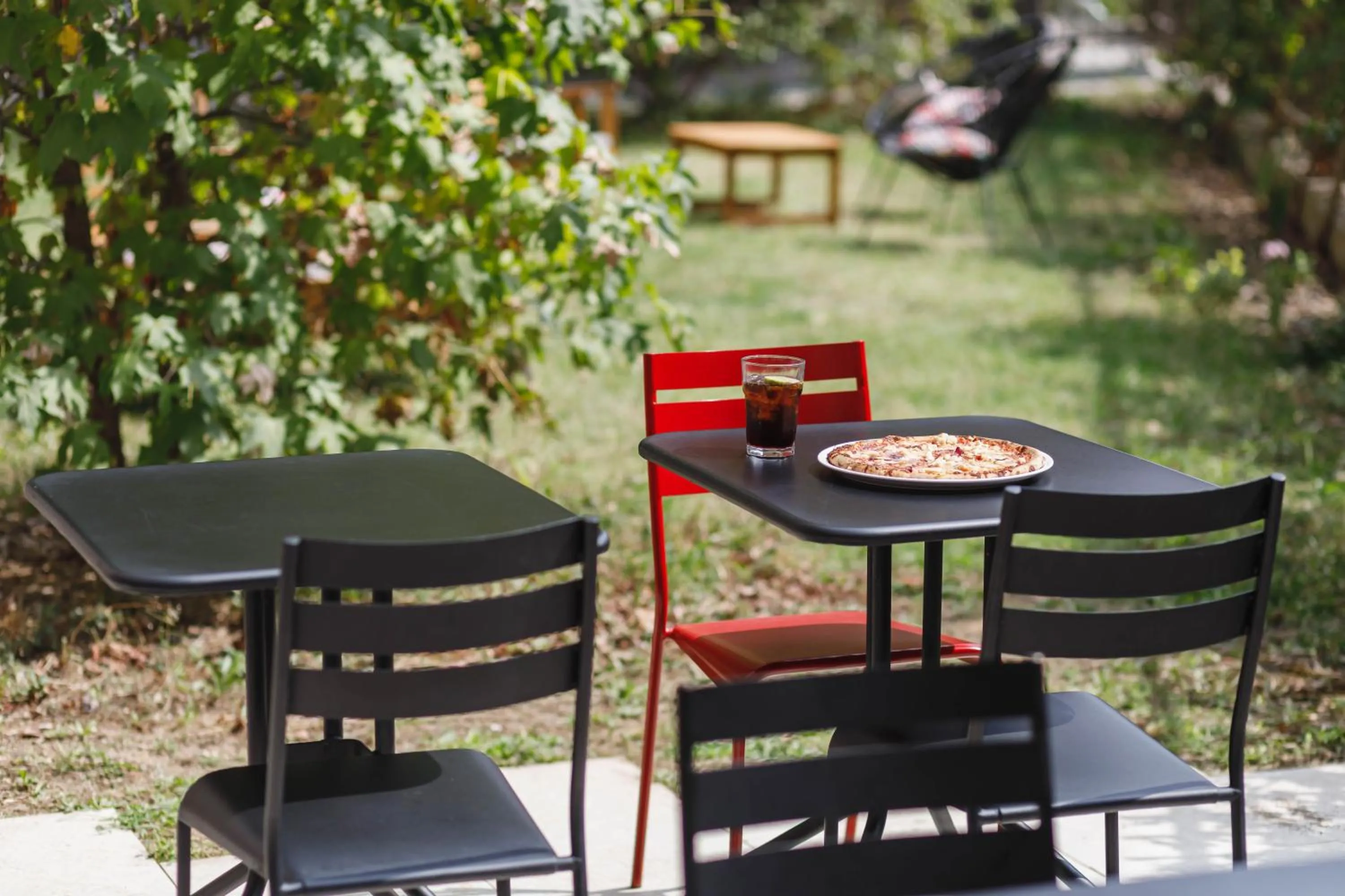 Patio in ibis Lyon Carre De Soie