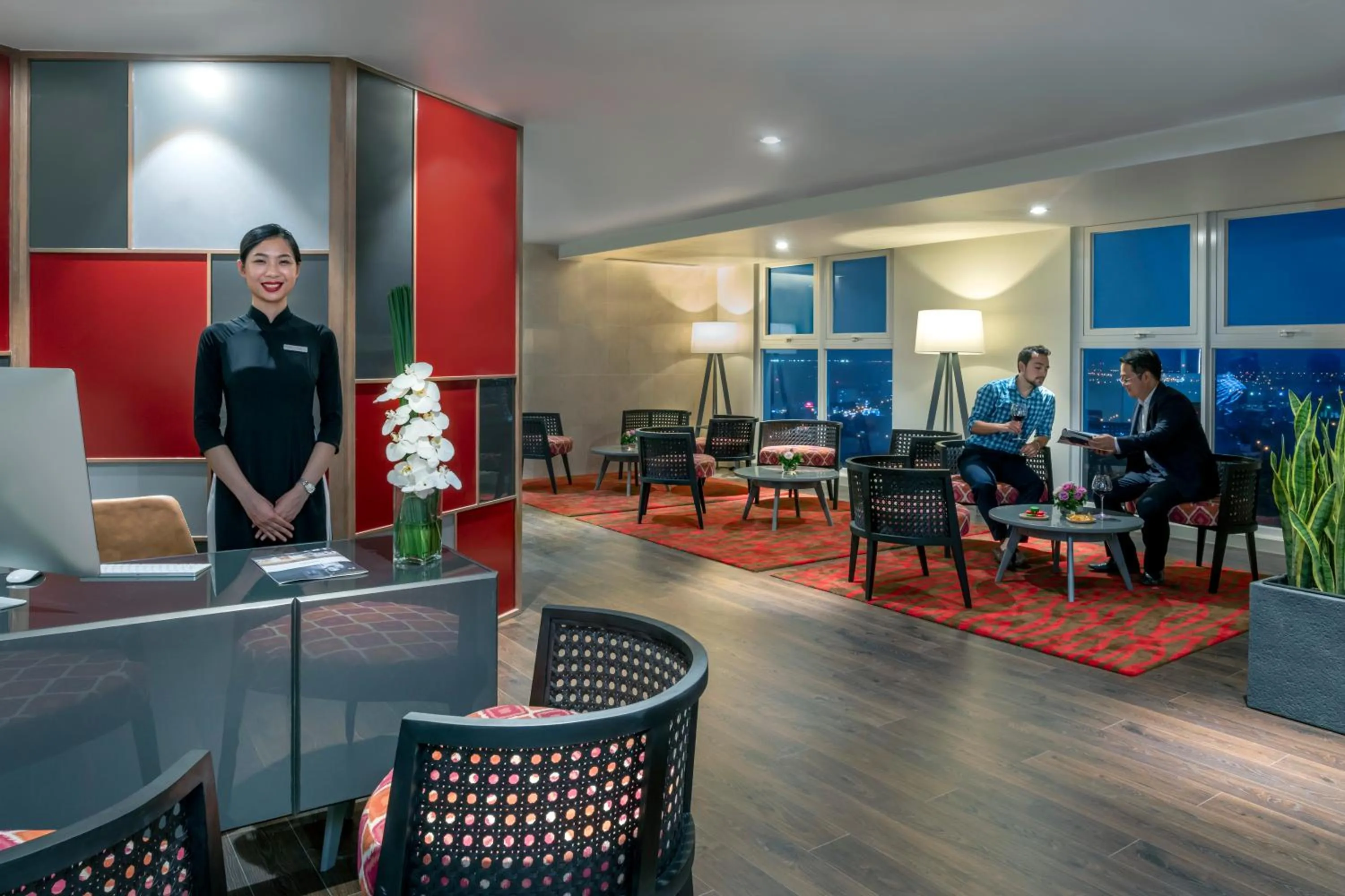 Restaurant/places to eat in Mercure Hai Phong
