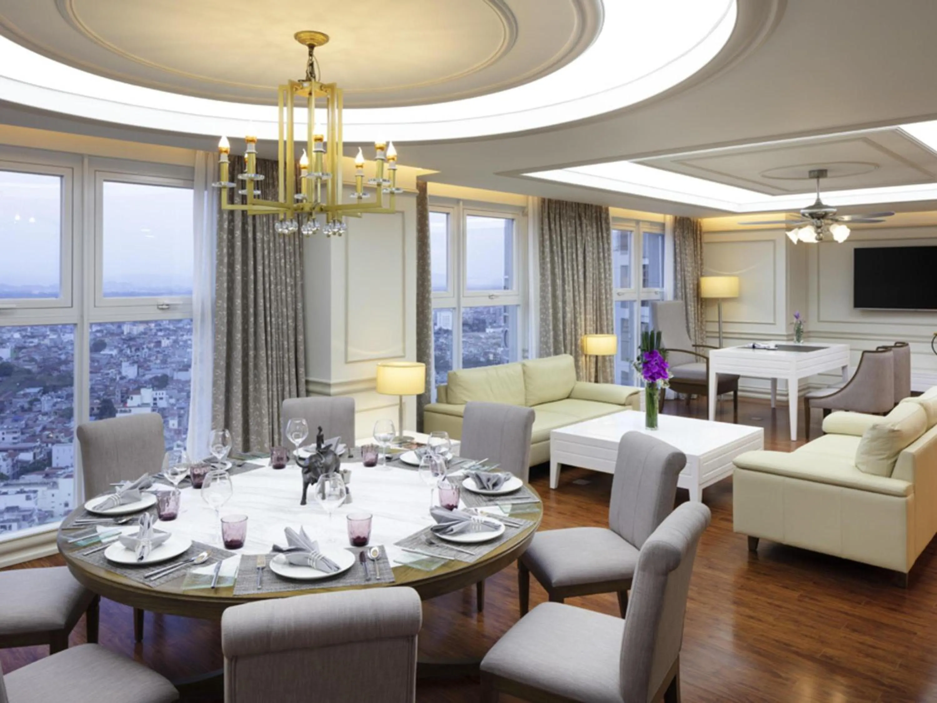 Bedroom in Mercure Hai Phong