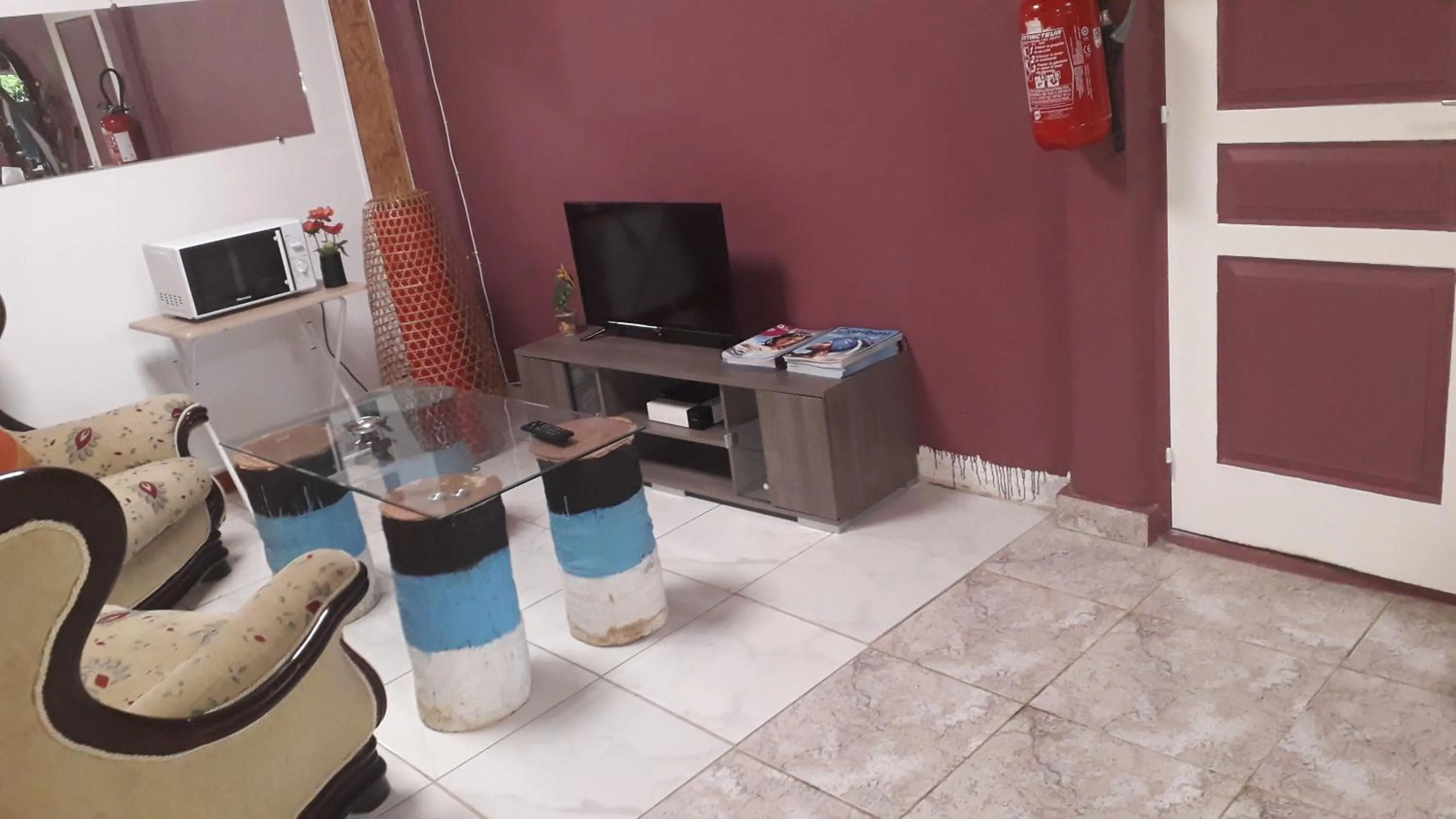 TV and multimedia in Auberge bouloulou