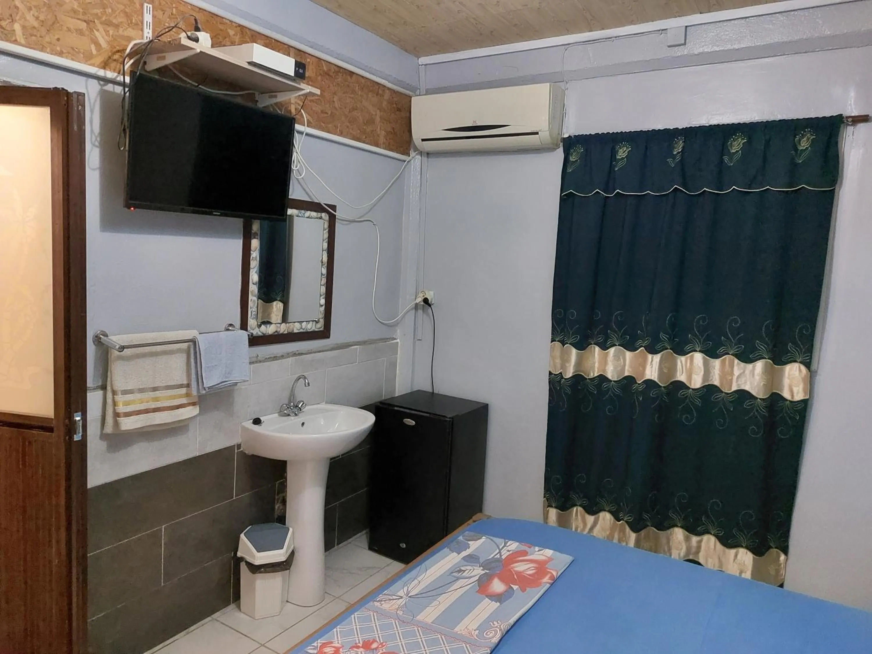 Bed in Auberge bouloulou