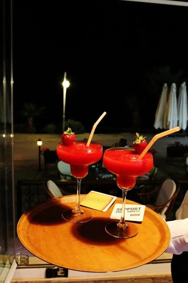 Drinks in Ladies Beach Hotel