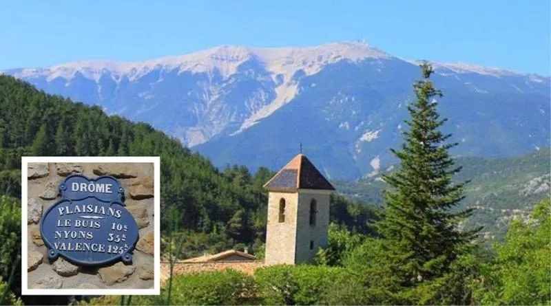 On site in Chambre une fenêtre sur le Ventoux la Clue