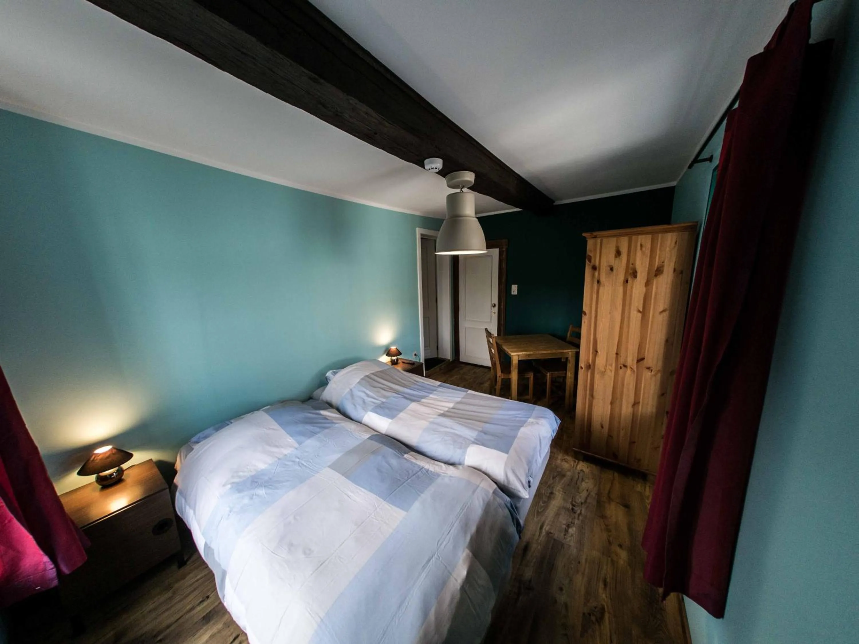 Bed in B&B Aux 10 Clefs