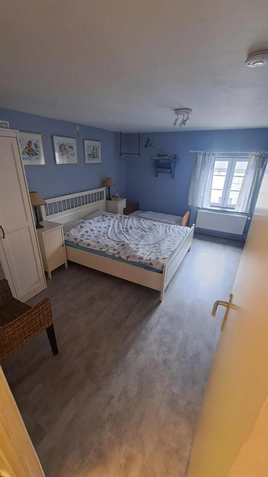 Bed in B&B Aux 10 Clefs