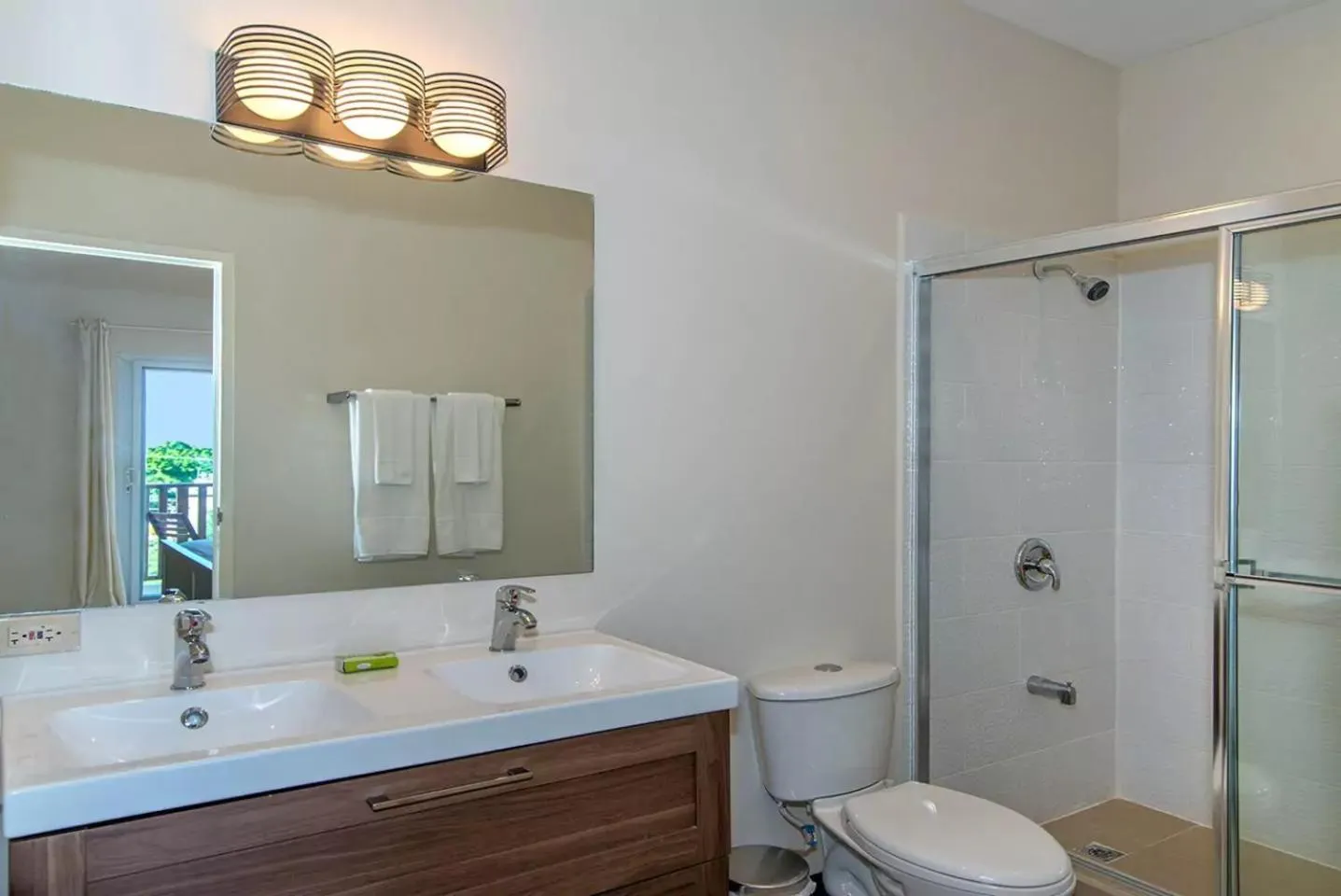 Bathroom in Luxury 2BR Home facing Beach w/Pool Montego Bay #4