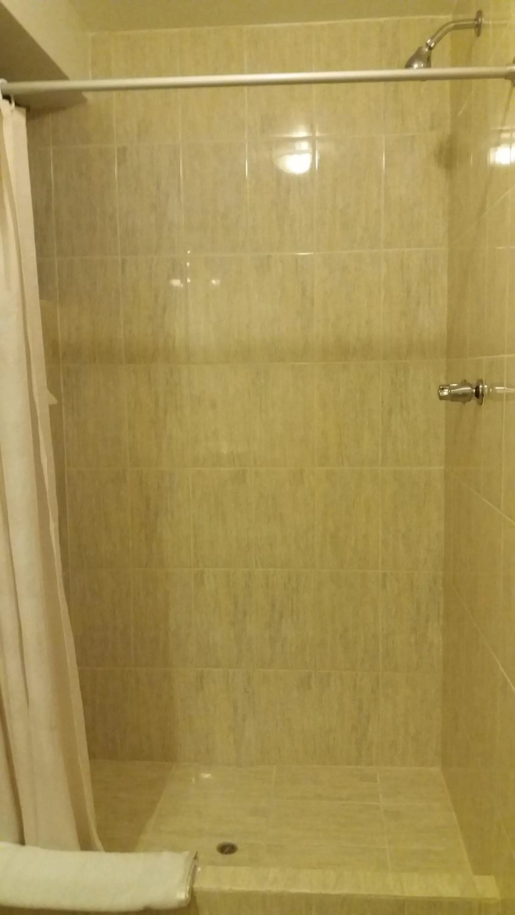 Bathroom in Antawasi Hotel