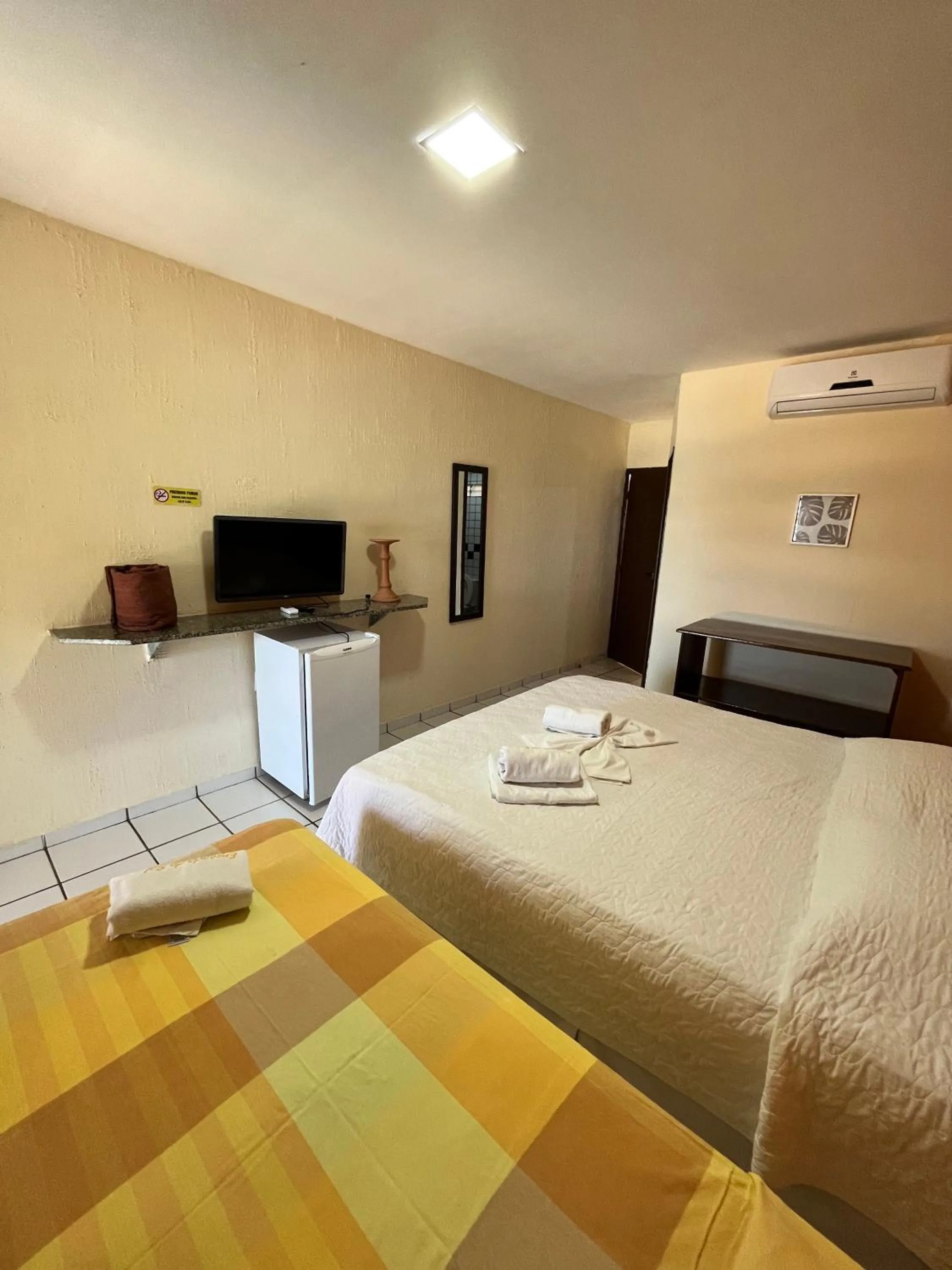 TV and multimedia, Bed in Pousada Enseada do Sol