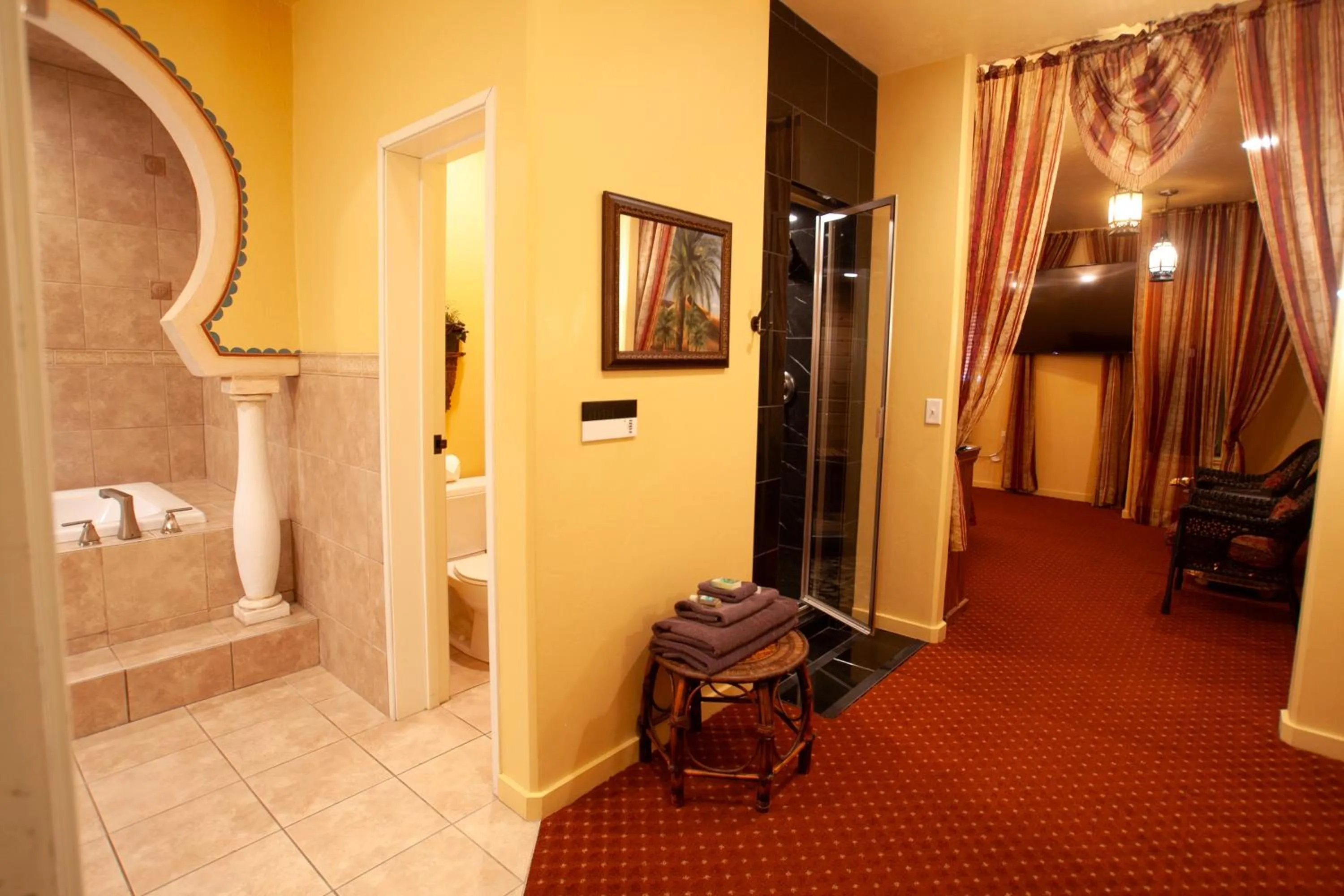 Destinations Inn Theme Rooms