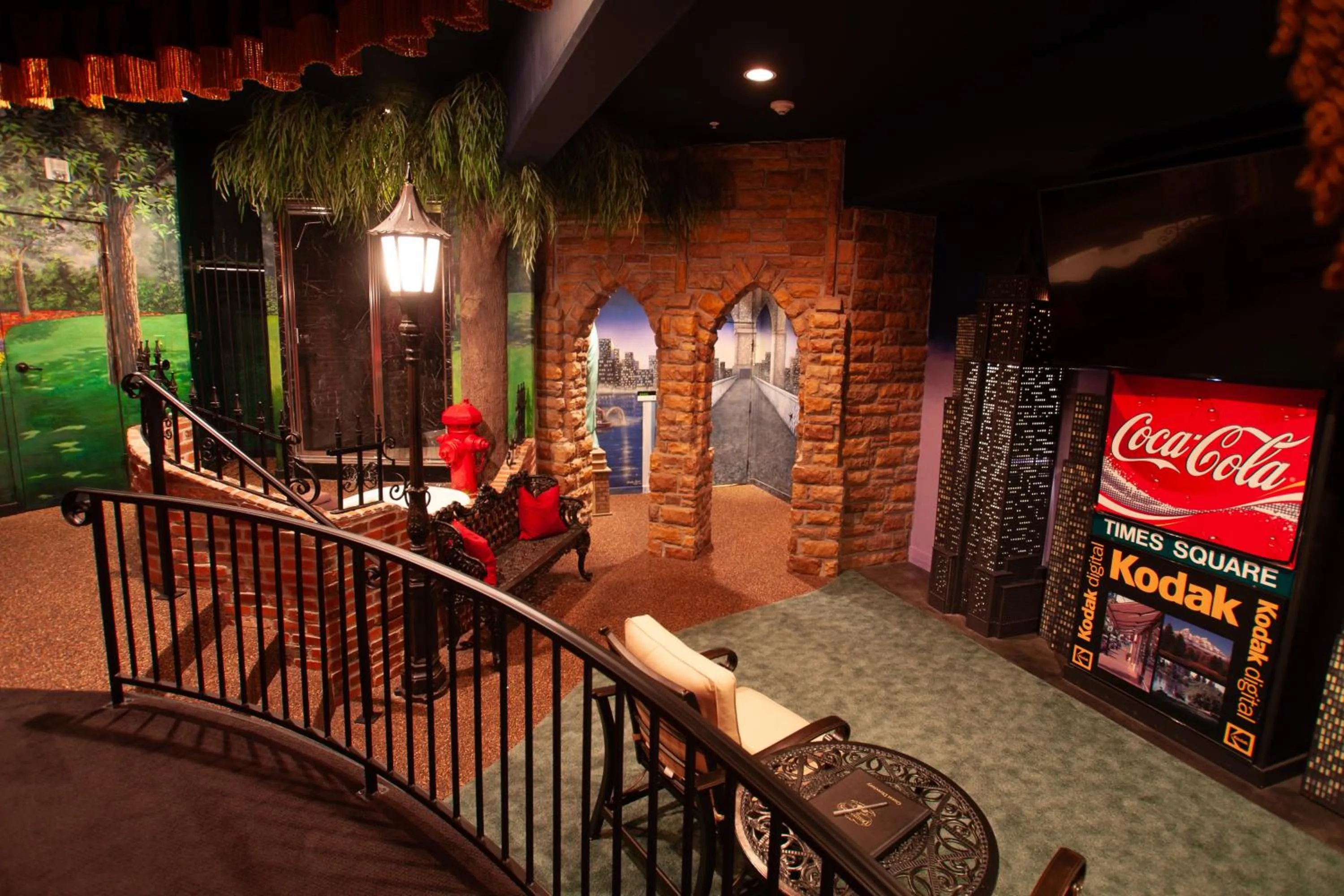 Destinations Inn Theme Rooms