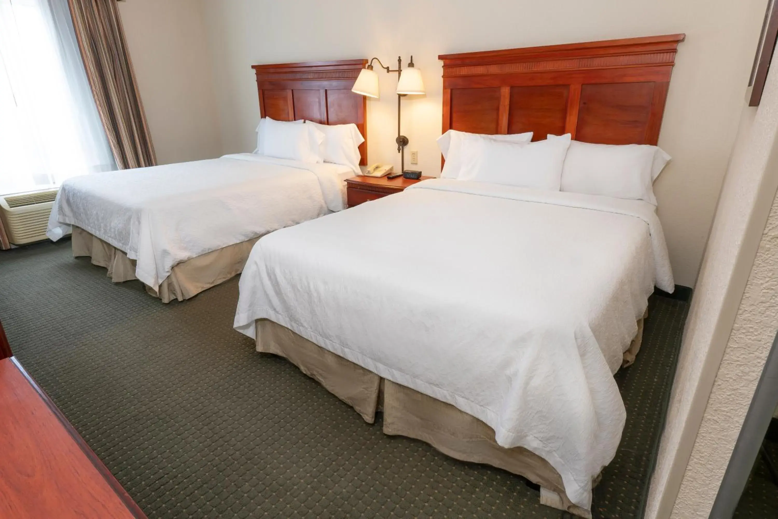 Room with Two Queen Beds - Non-Smoking in Hampton Inn by Hilton Guadalajara-Aeropuerto Room with Two Queen Beds - Non-Smoking in Hampton Inn by Hilton Guadalajara-Aeropuerto