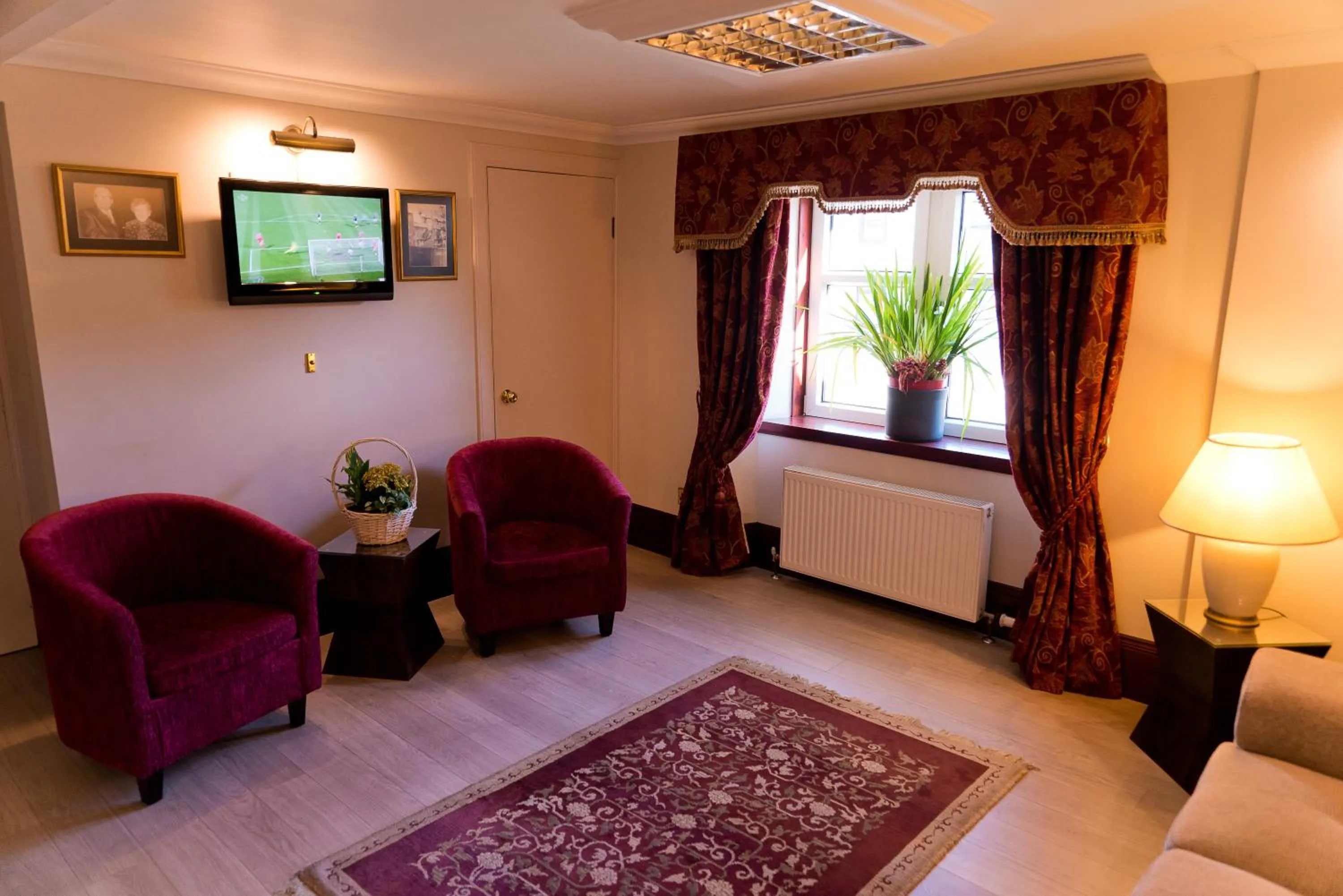 Area and facilities in Leys Hotel