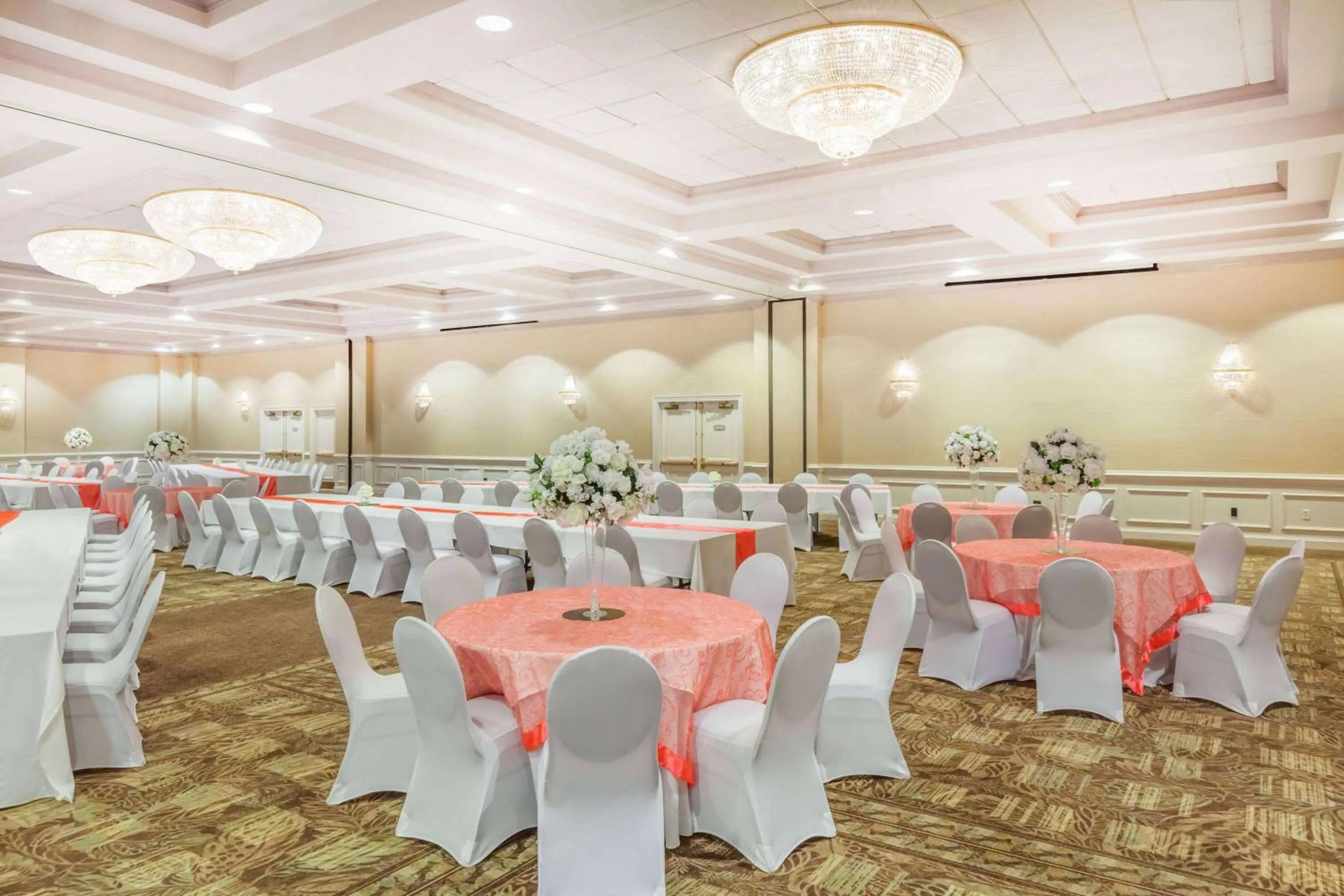 Banquet/Function facilities in Wyndham Virginia Beach Oceanfront