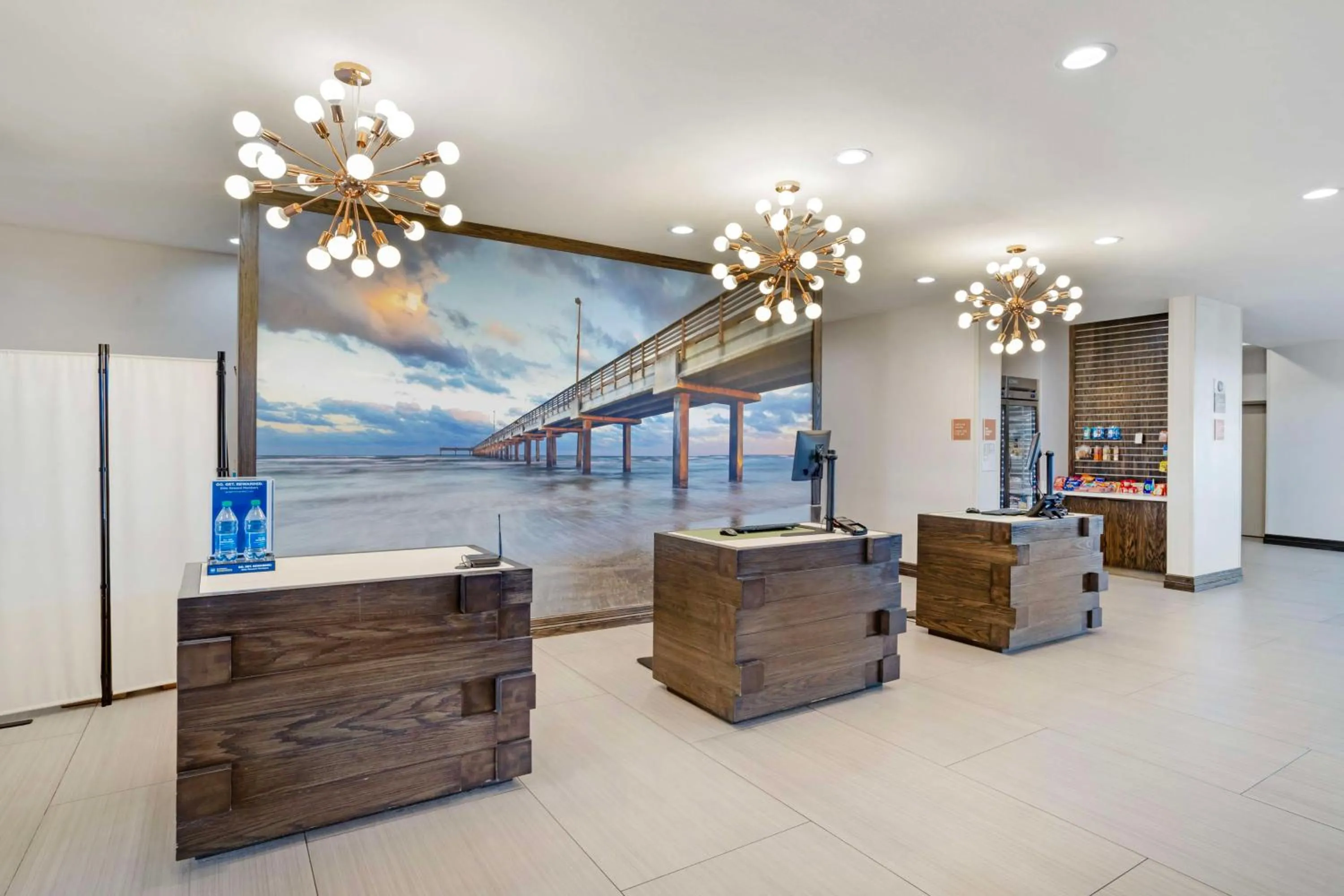 Lobby or reception in Best Western Executive Residency IH-37 Corpus Christi