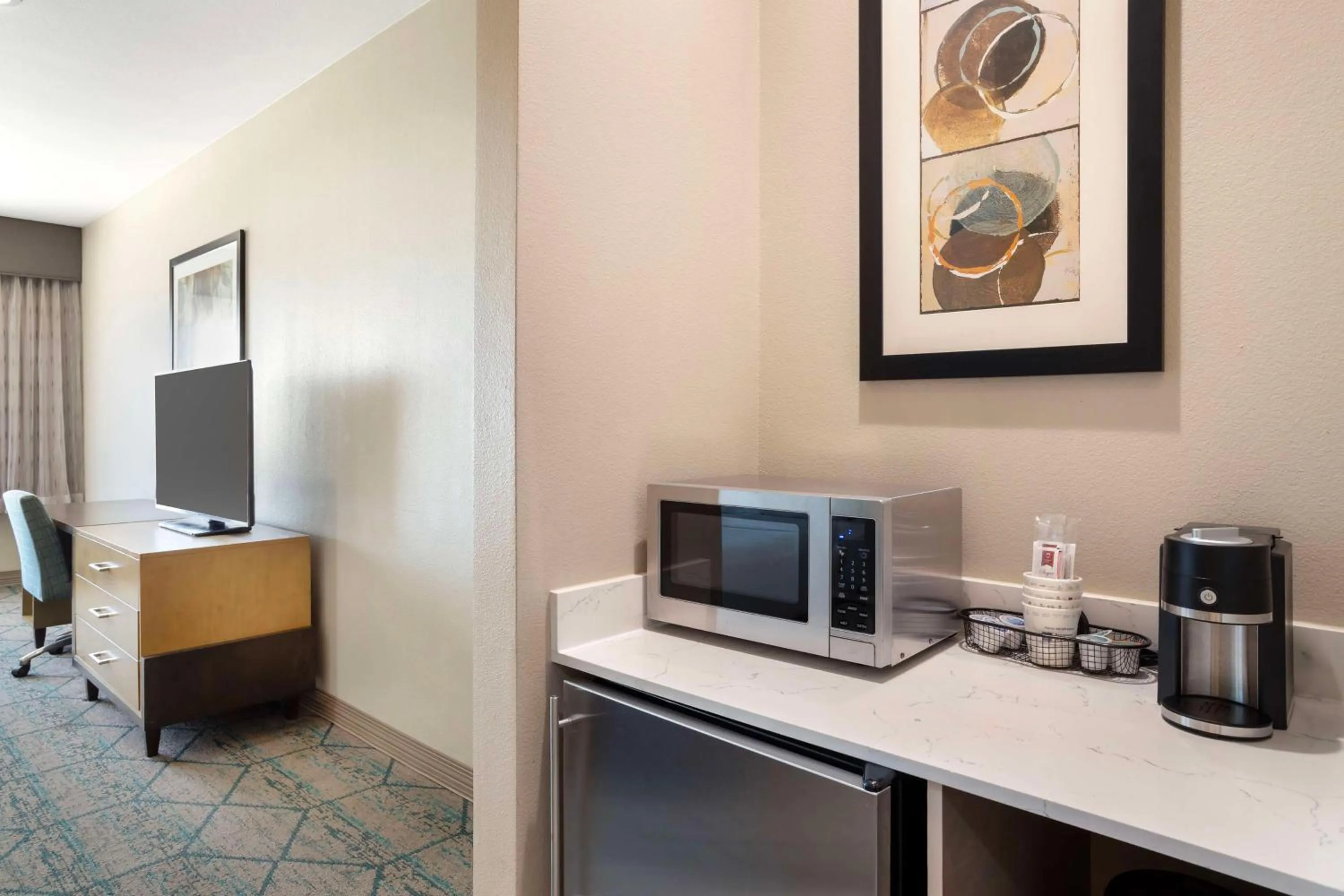 Bedroom in Best Western Executive Residency IH-37 Corpus Christi