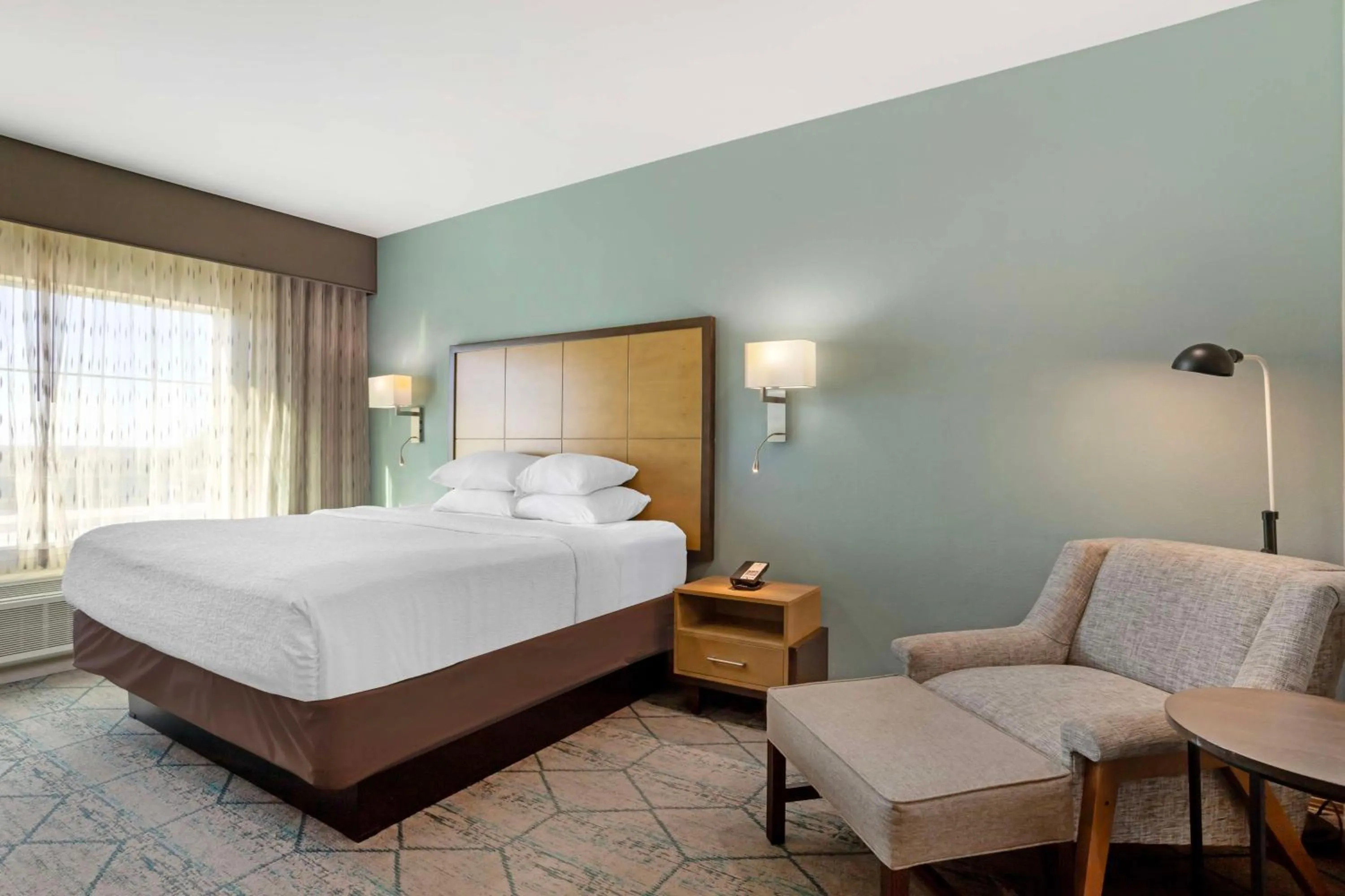 Bedroom in Best Western Executive Residency IH-37 Corpus Christi