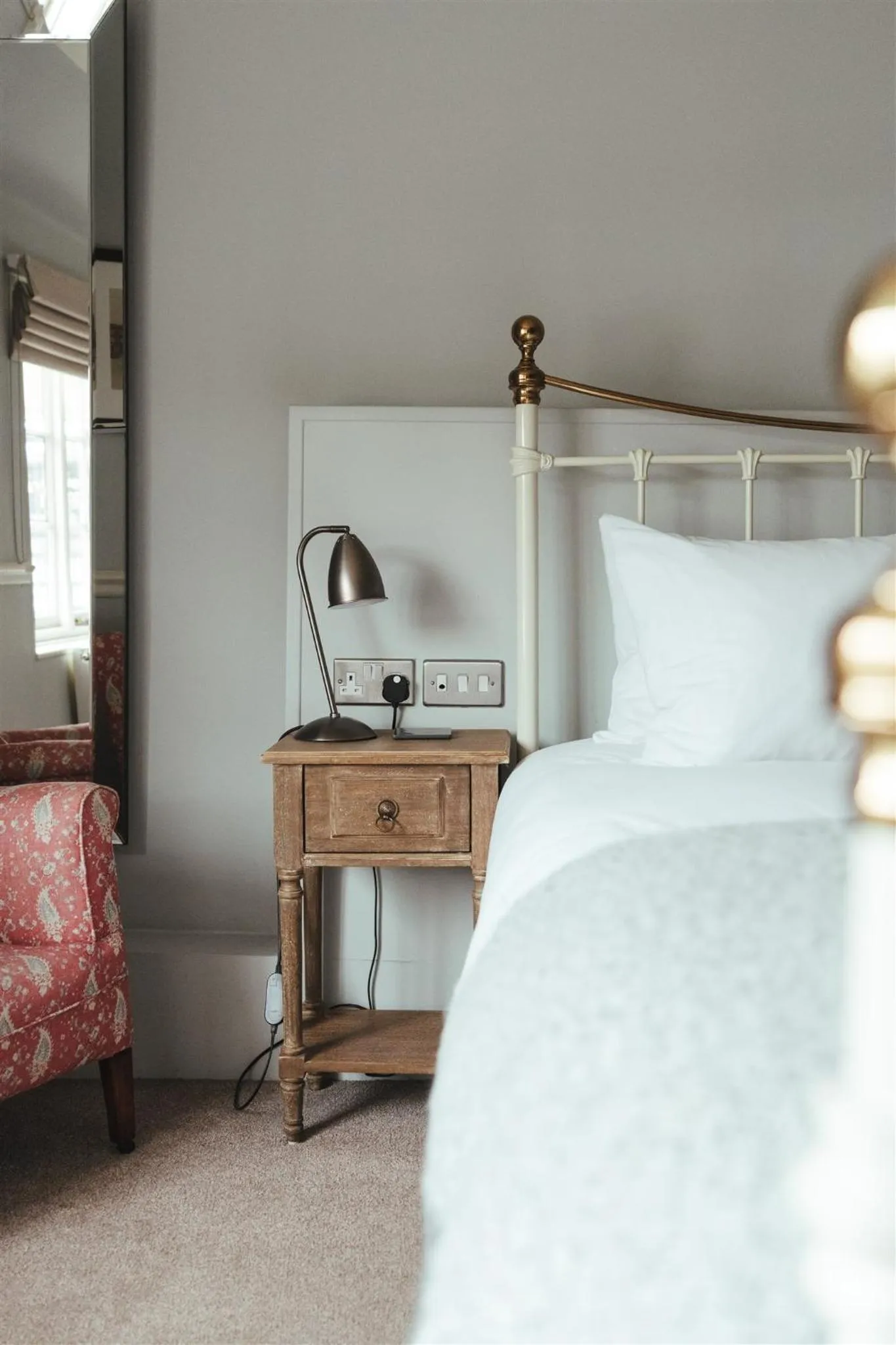 Bedroom, Bed in The Woolpack Hotel
