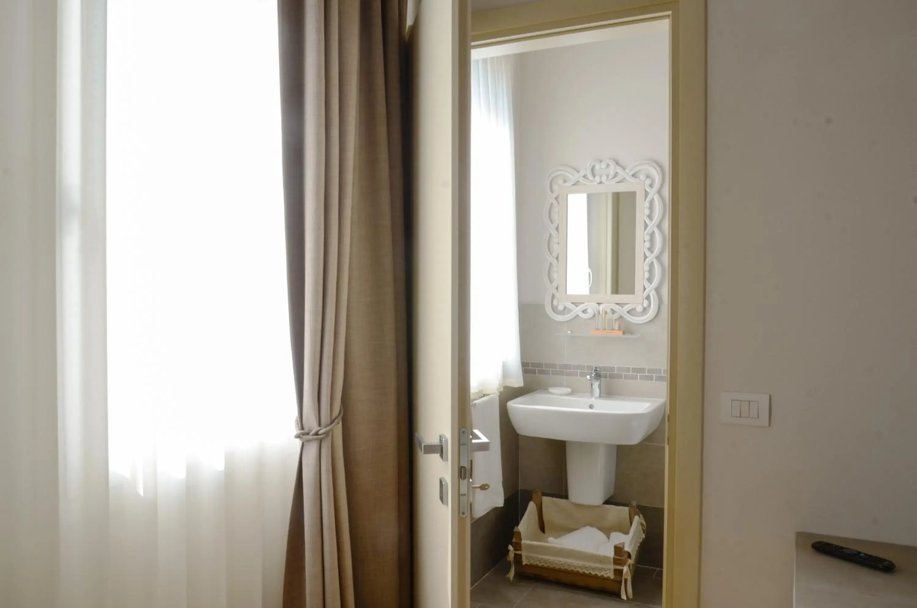 Triple Room in Villa Montenero Triple Room in Villa Montenero