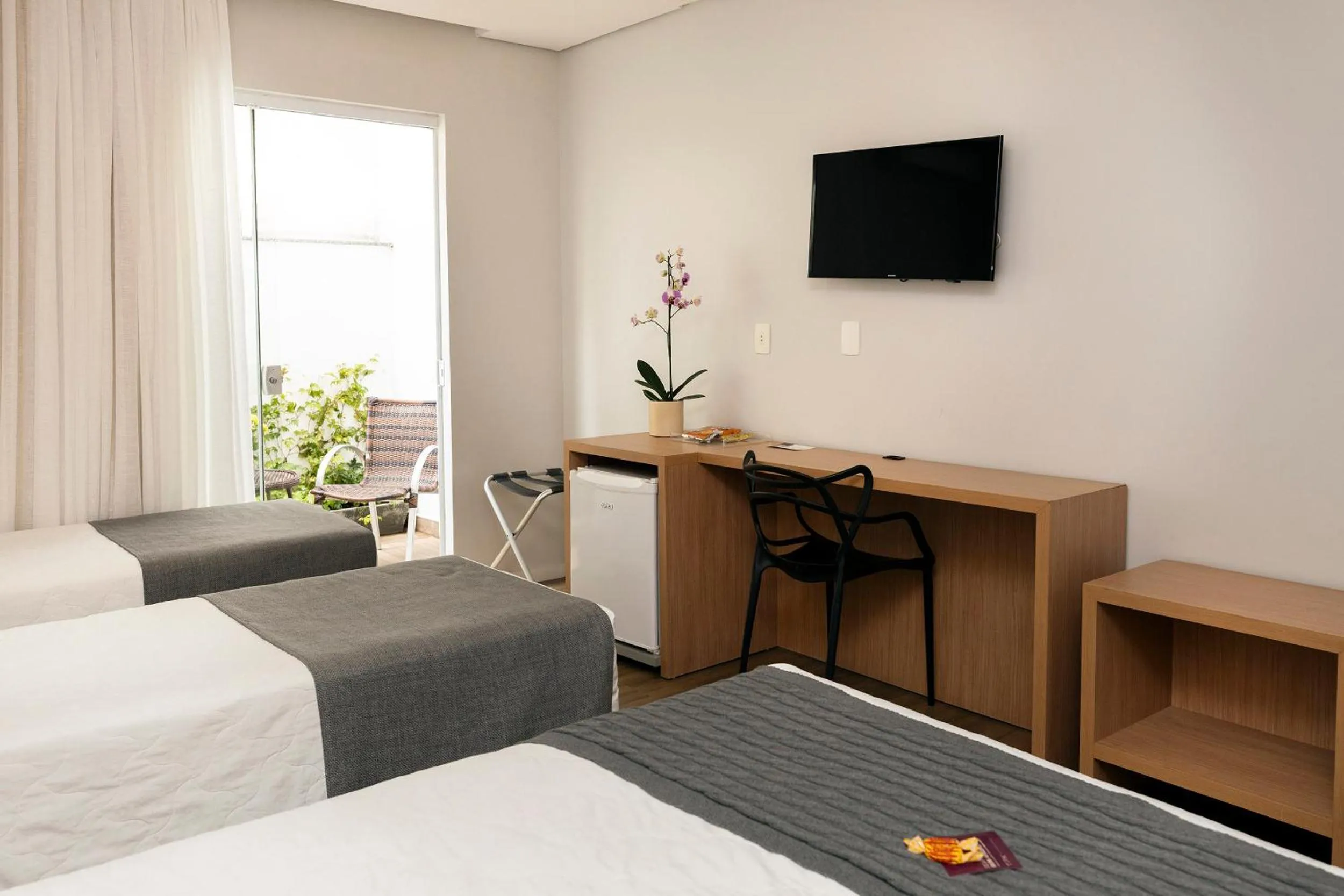 Bedroom, Bed in Tropikalya Gold Hotel