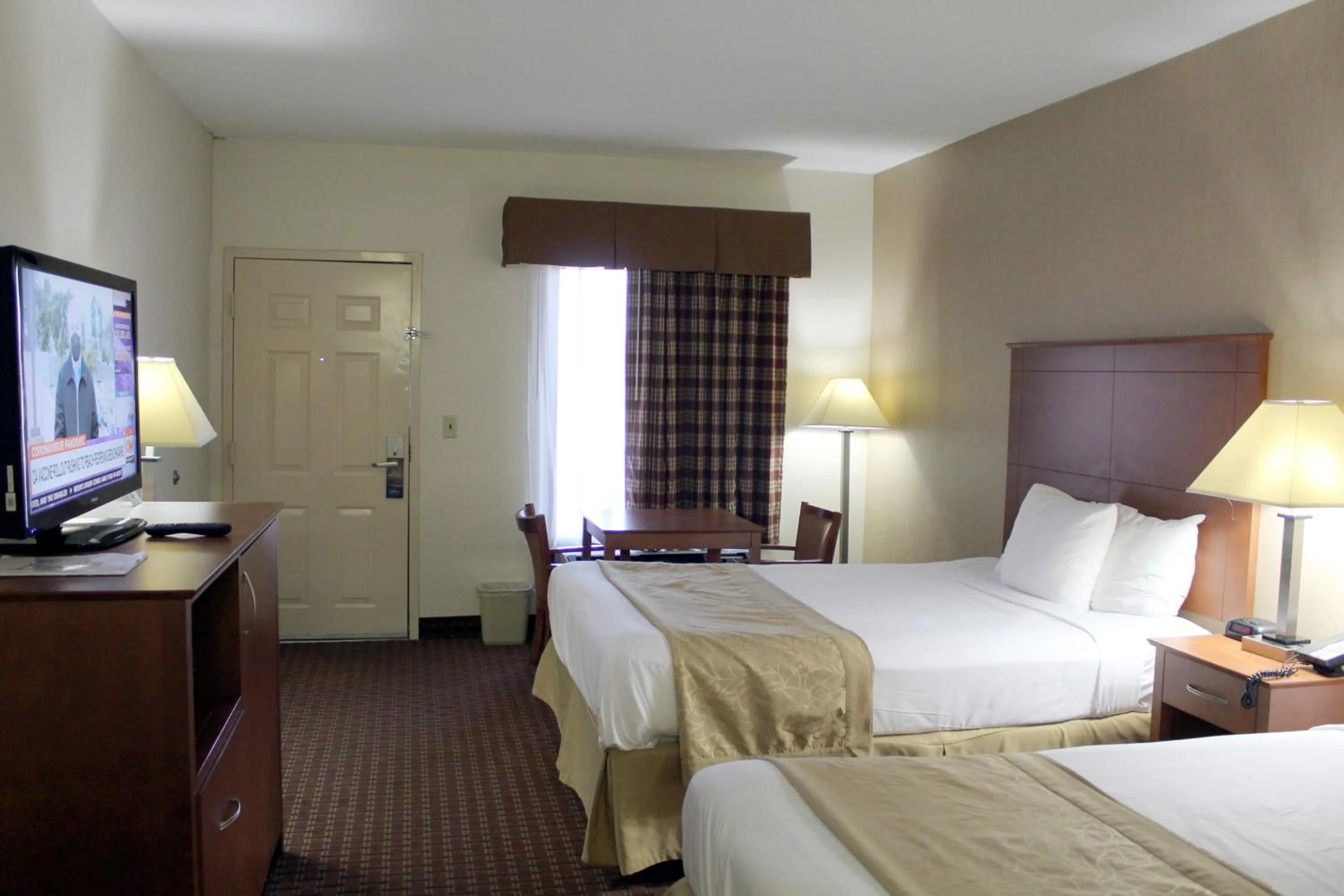 Bed in Baymont by Wyndham Franklin