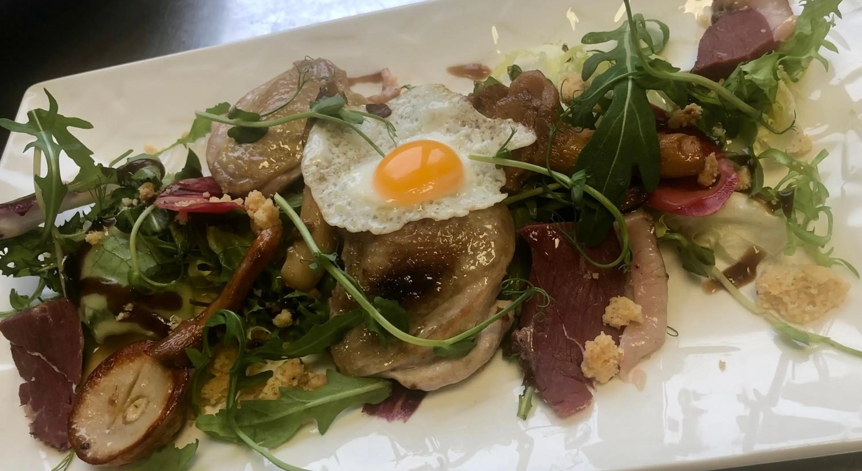 Restaurant/places to eat in L'auberge fleurie