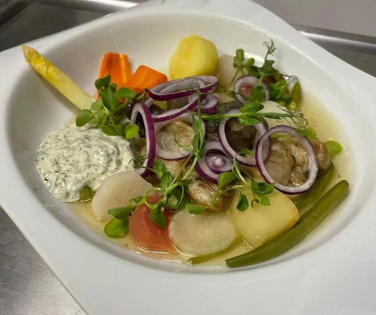 Restaurant/places to eat in L'auberge fleurie