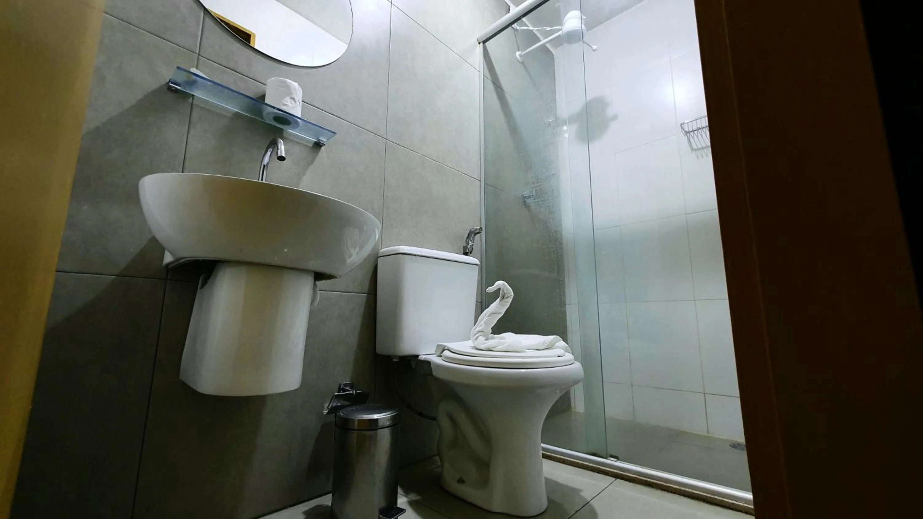 Toilet in Bluemar Hotel