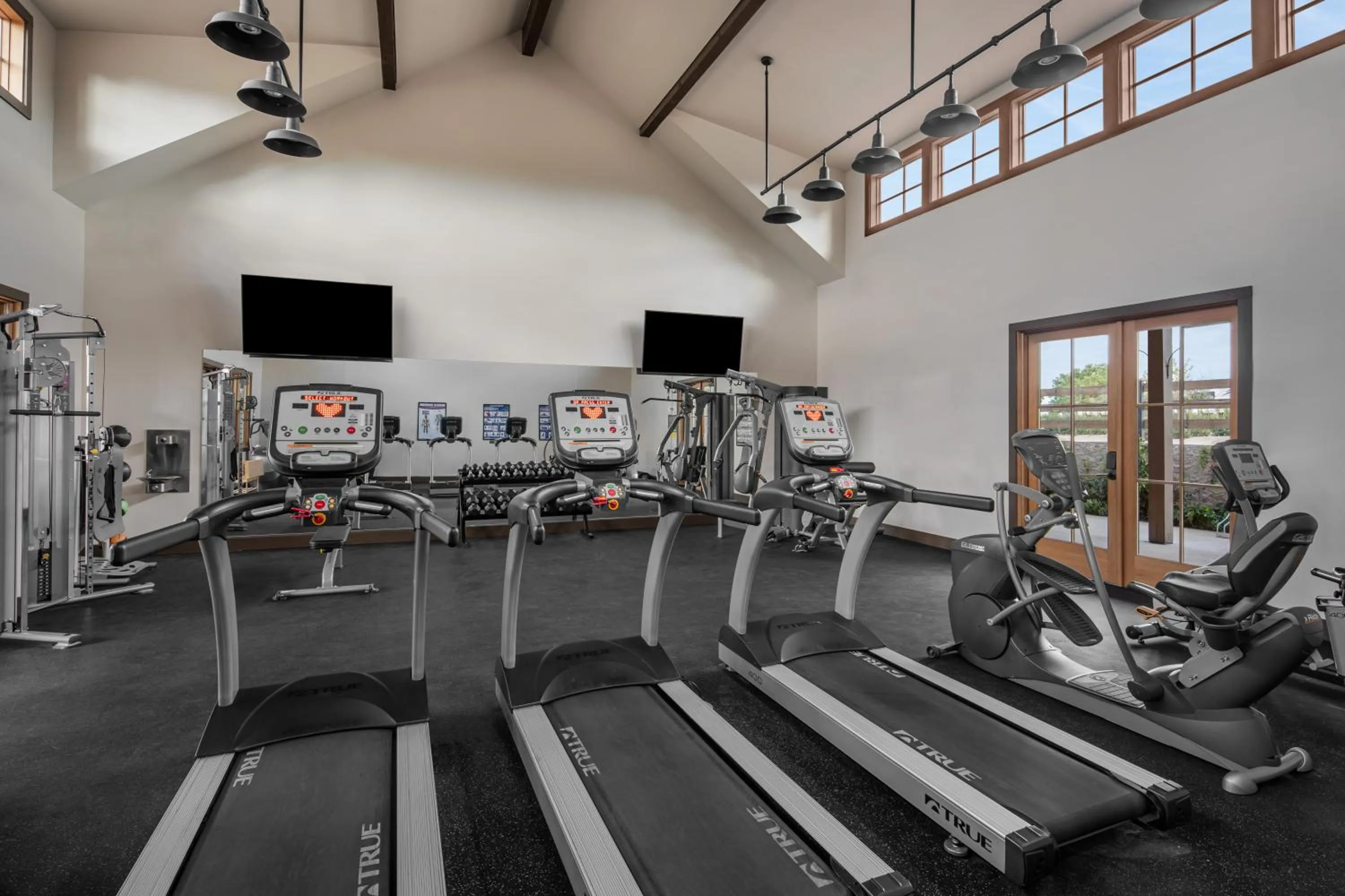 Fitness centre/facilities in Sun Outdoors Paso Robles