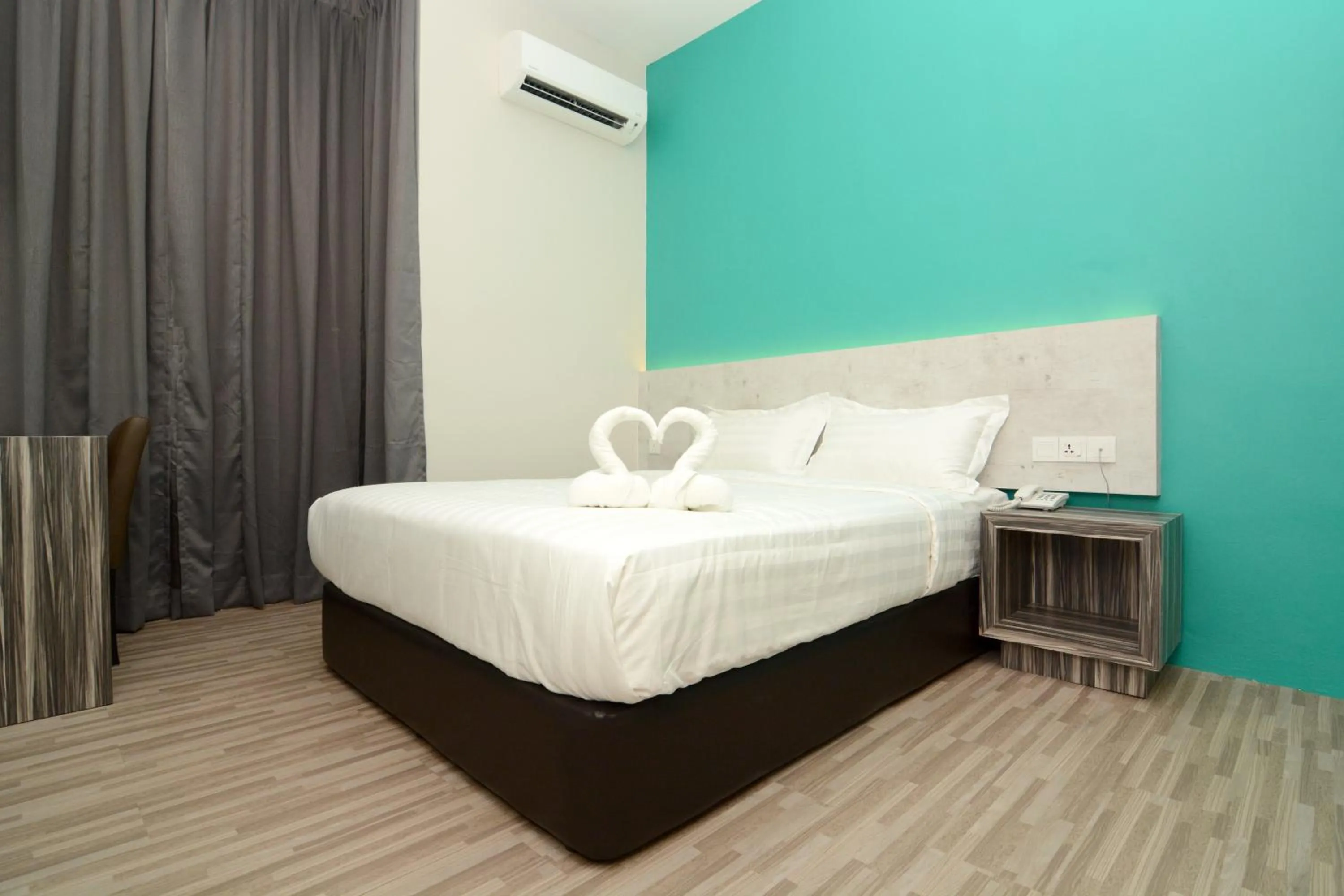 Bedroom, Bed in Eco Garden Hotel